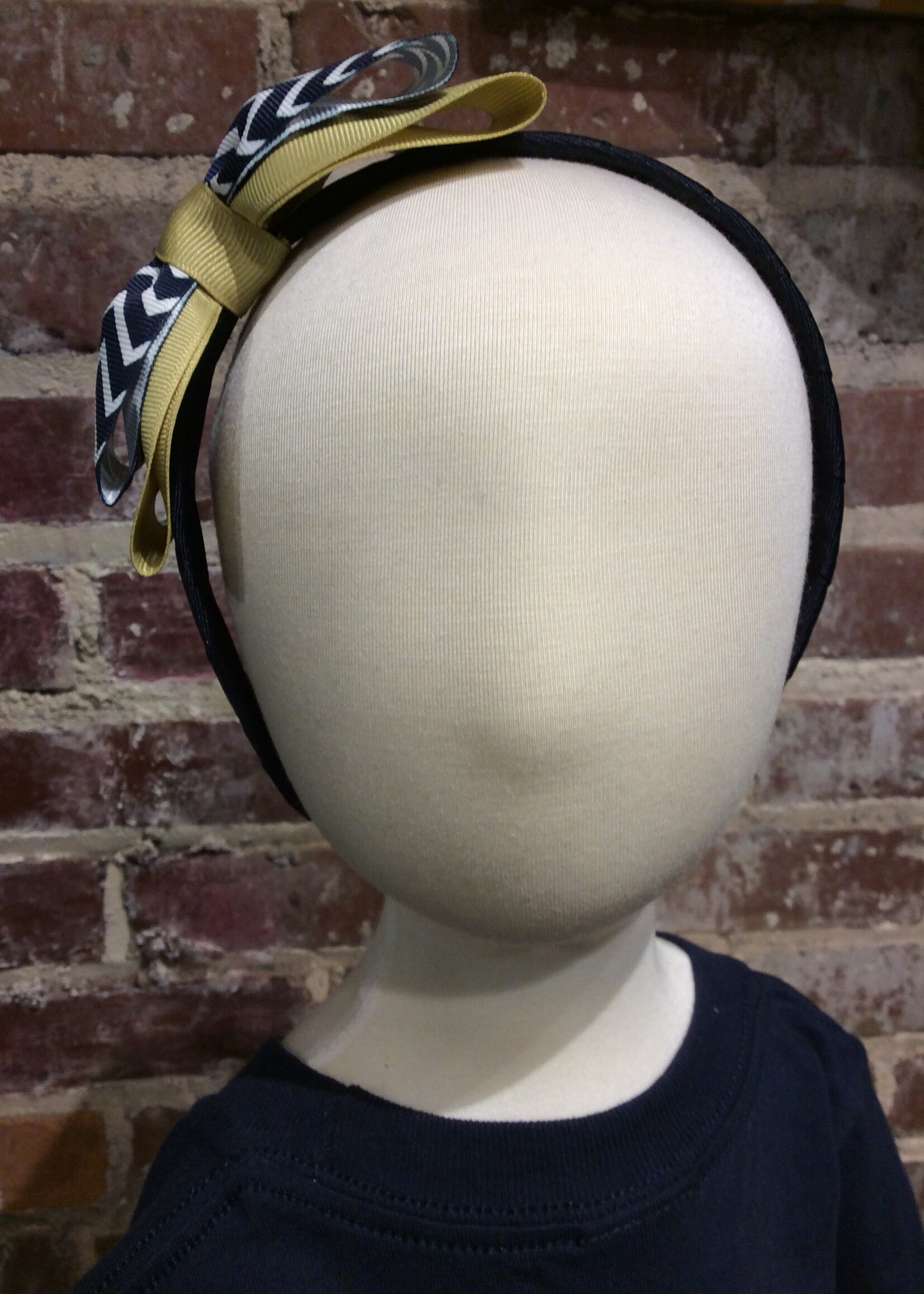 LARGE TWO TONE BOW IN NAVY CHEVRON AND GOLD ON NAVY HEADBAND #1213CHVHB