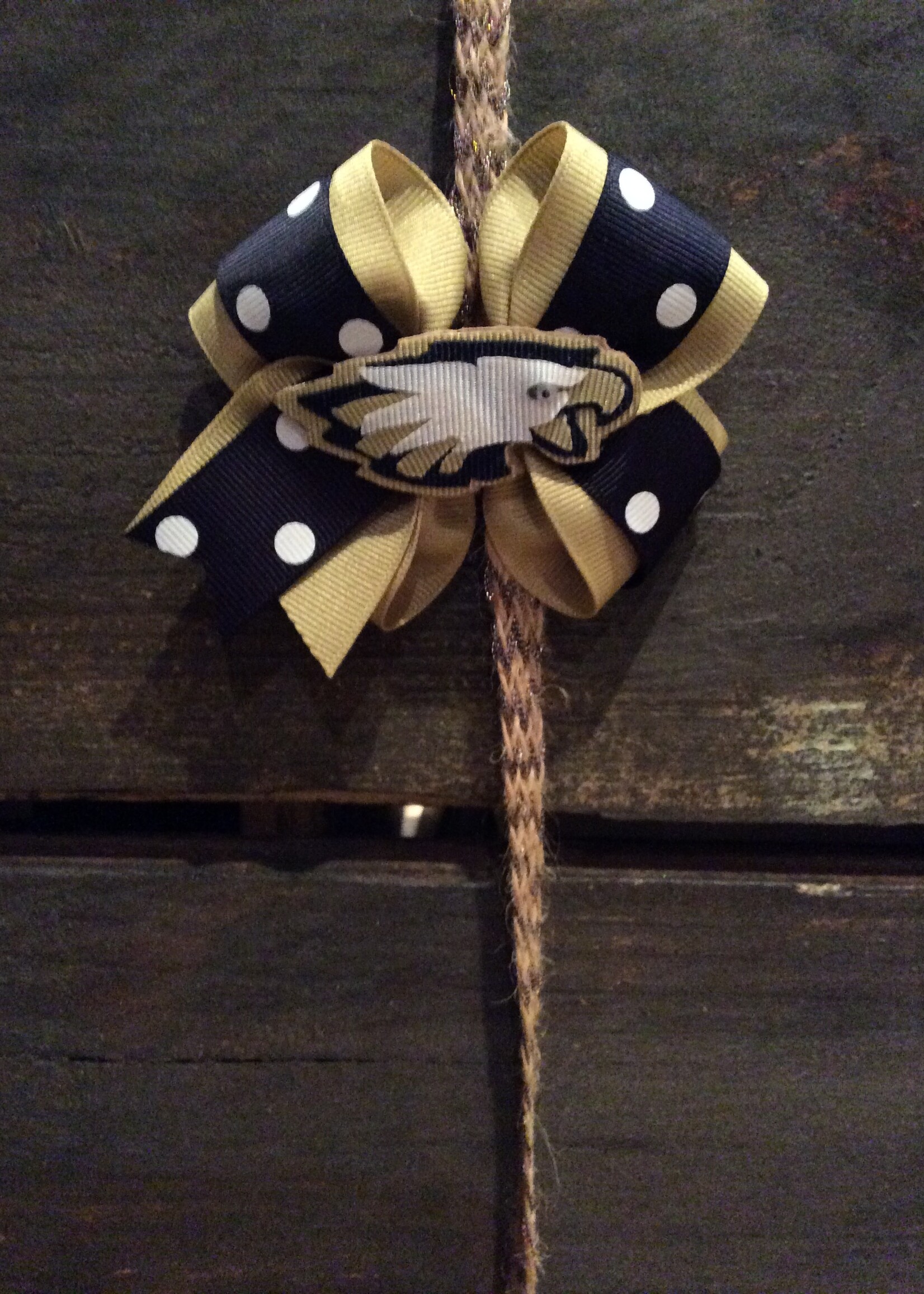 TWO TONE BOW PINCH CLIP WITH EAGLE IN GOLD/NAVY DOT #1027FB-4