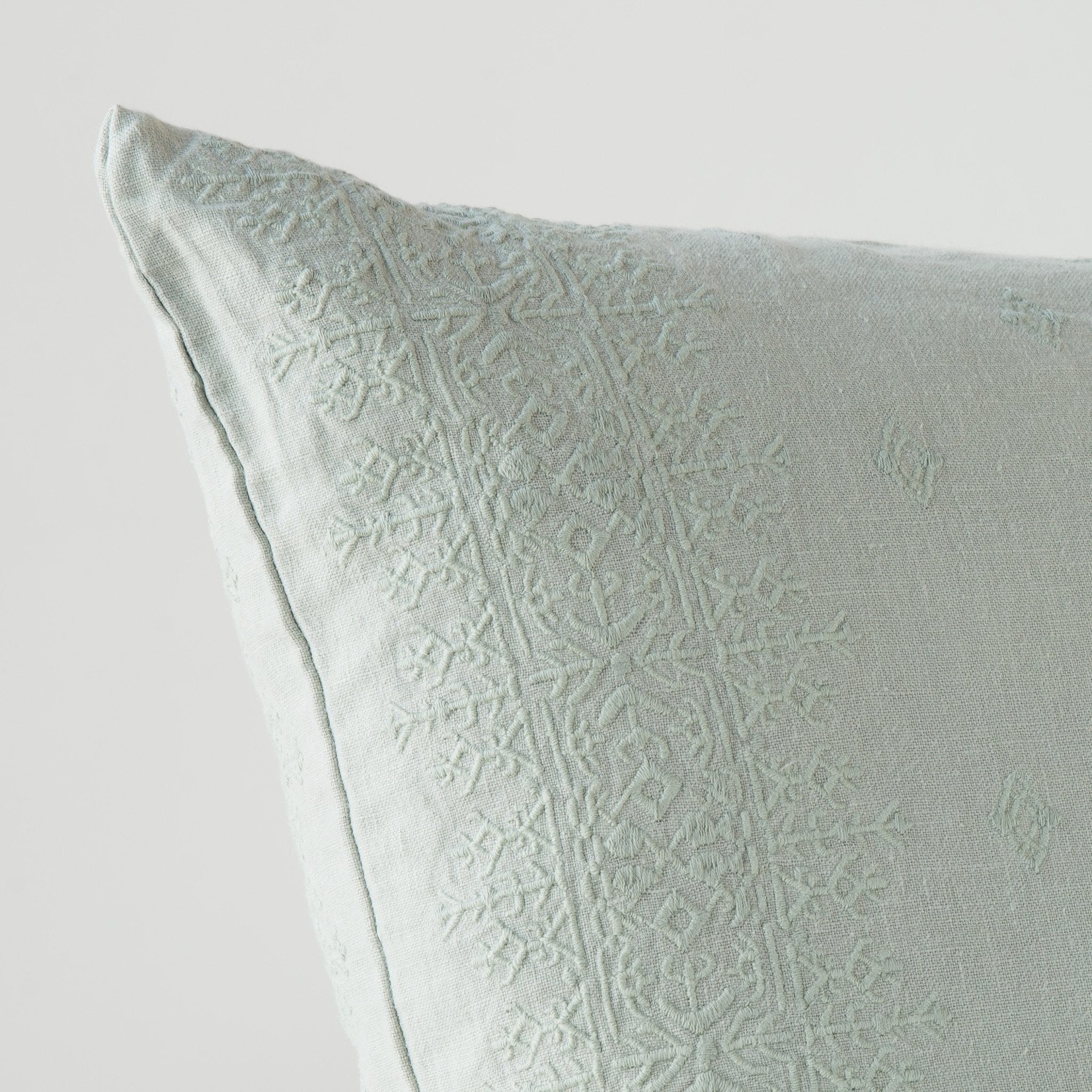 Bella Notte Ines Accent Pillow