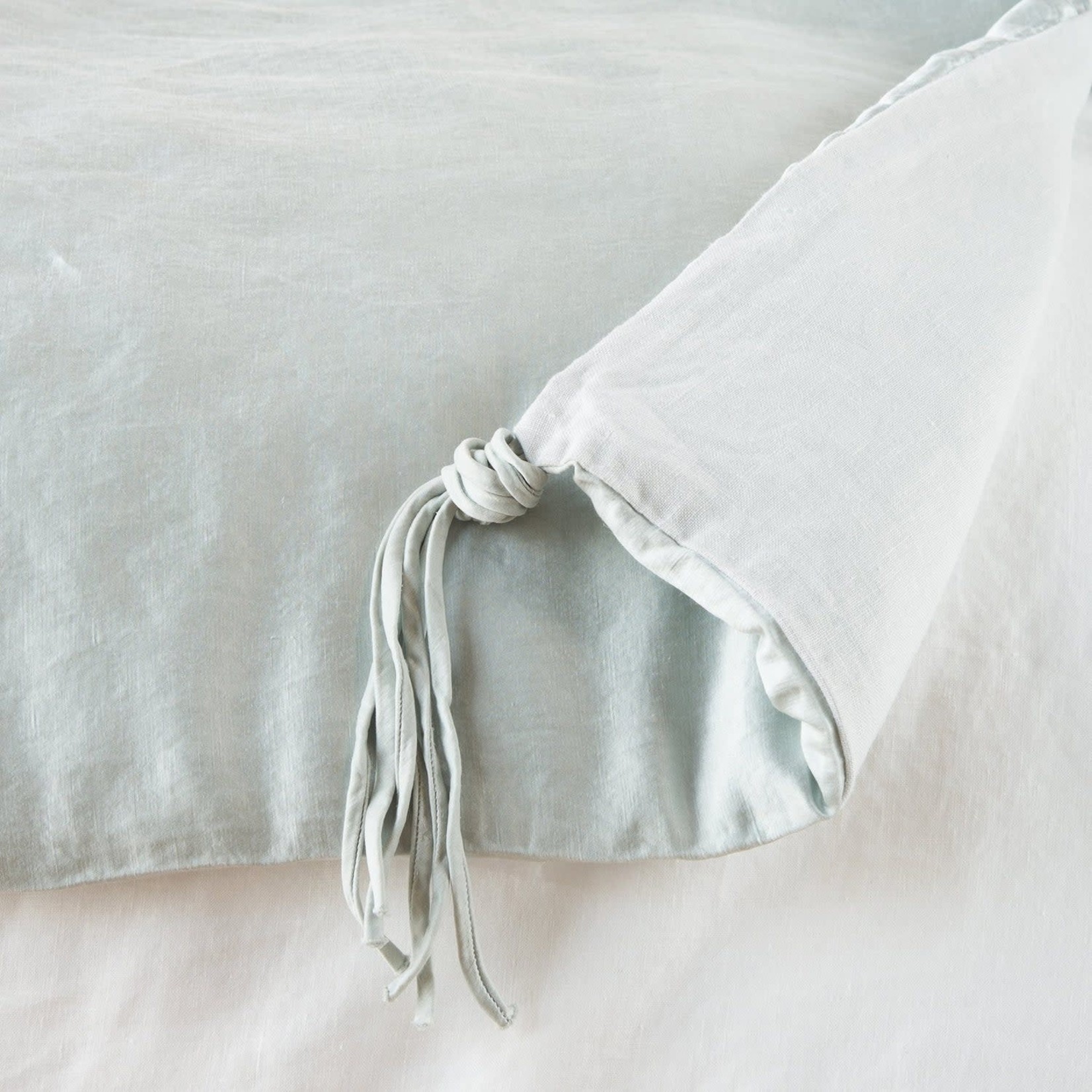 Bella Notte Taline Accent Pillow