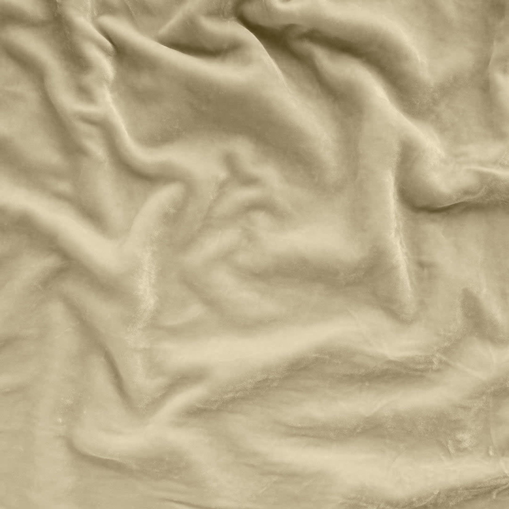 Bella Notte Carmen Throw Blanket