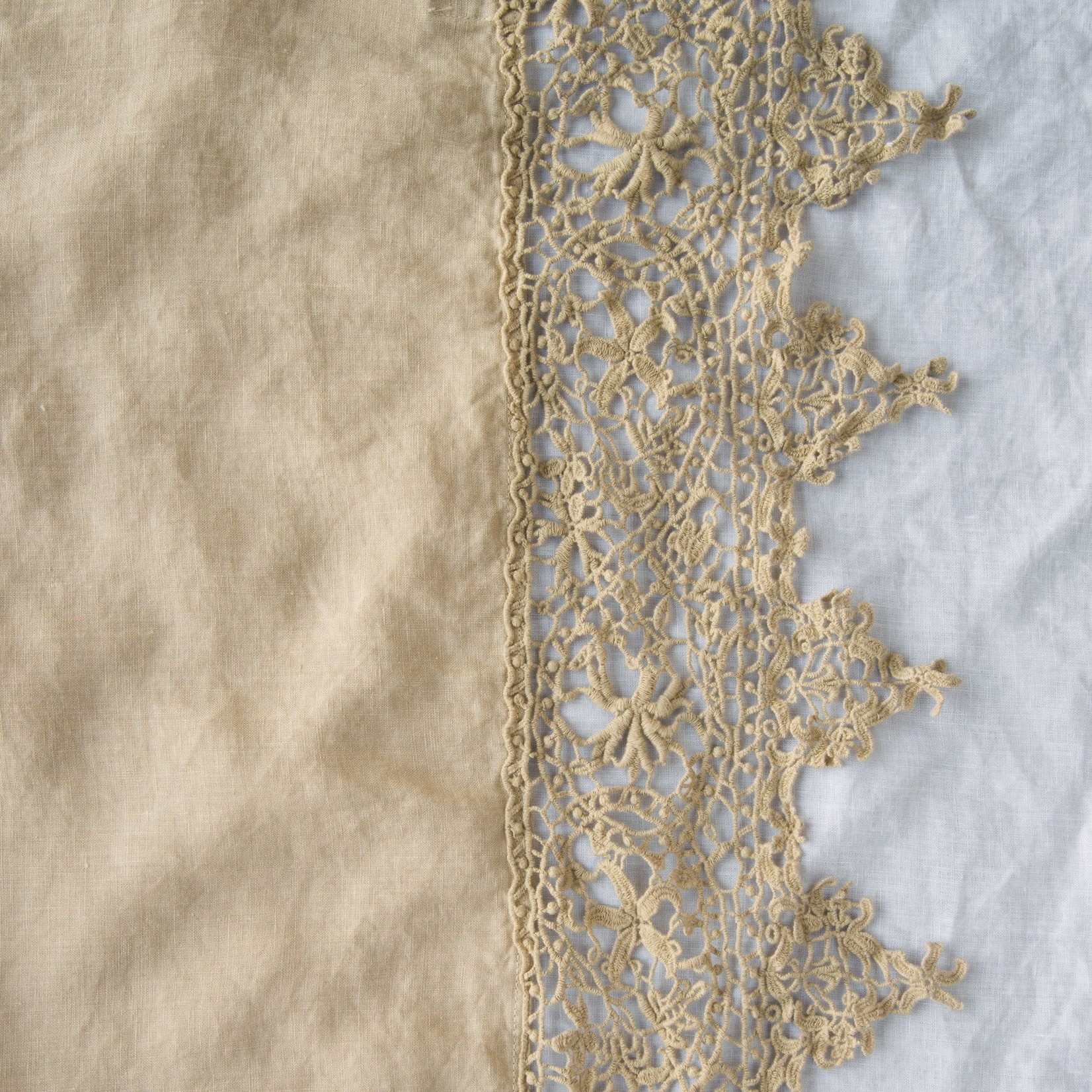 Bella Notte Frida Guest Towel
