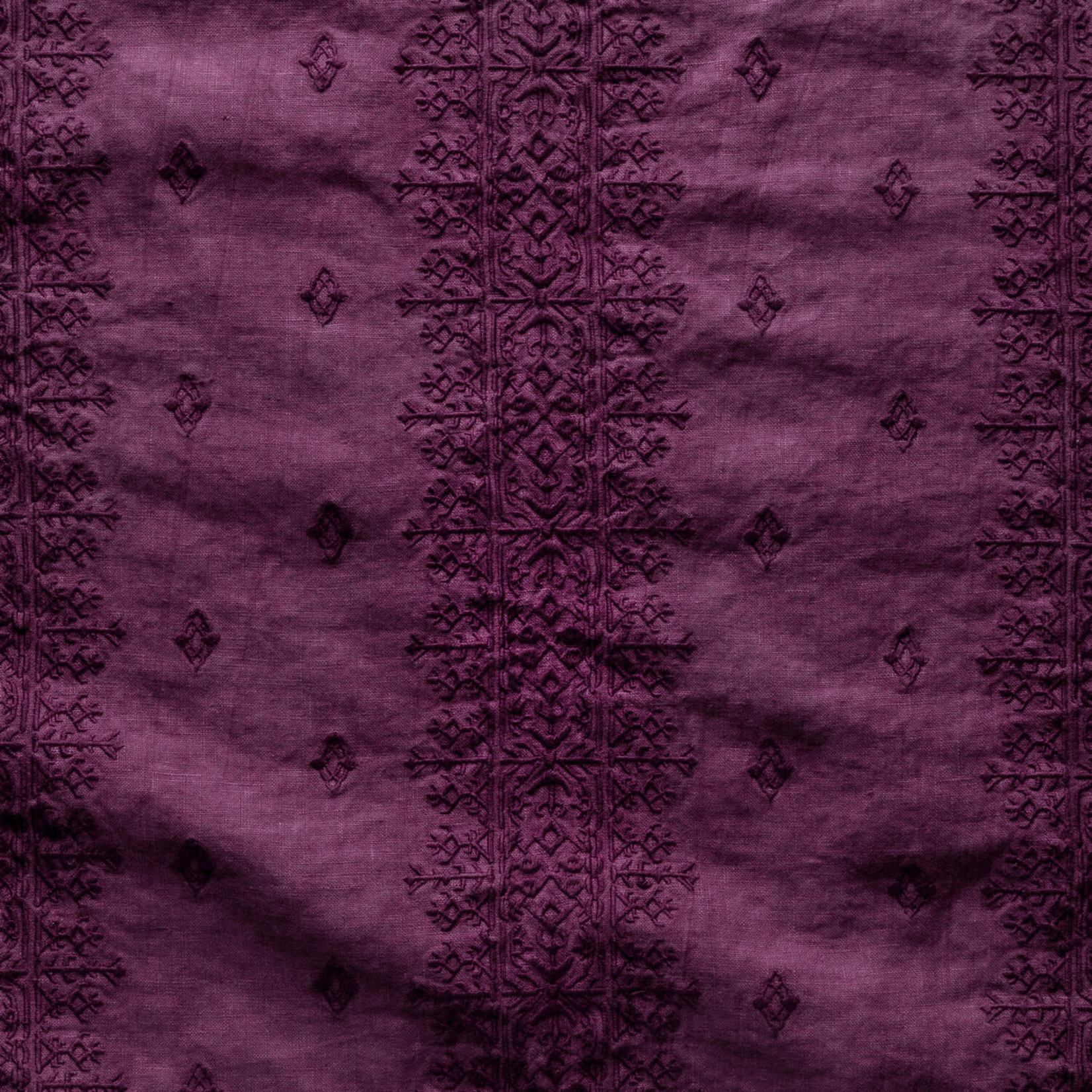 Bella Notte Ines 24x24 Pillow