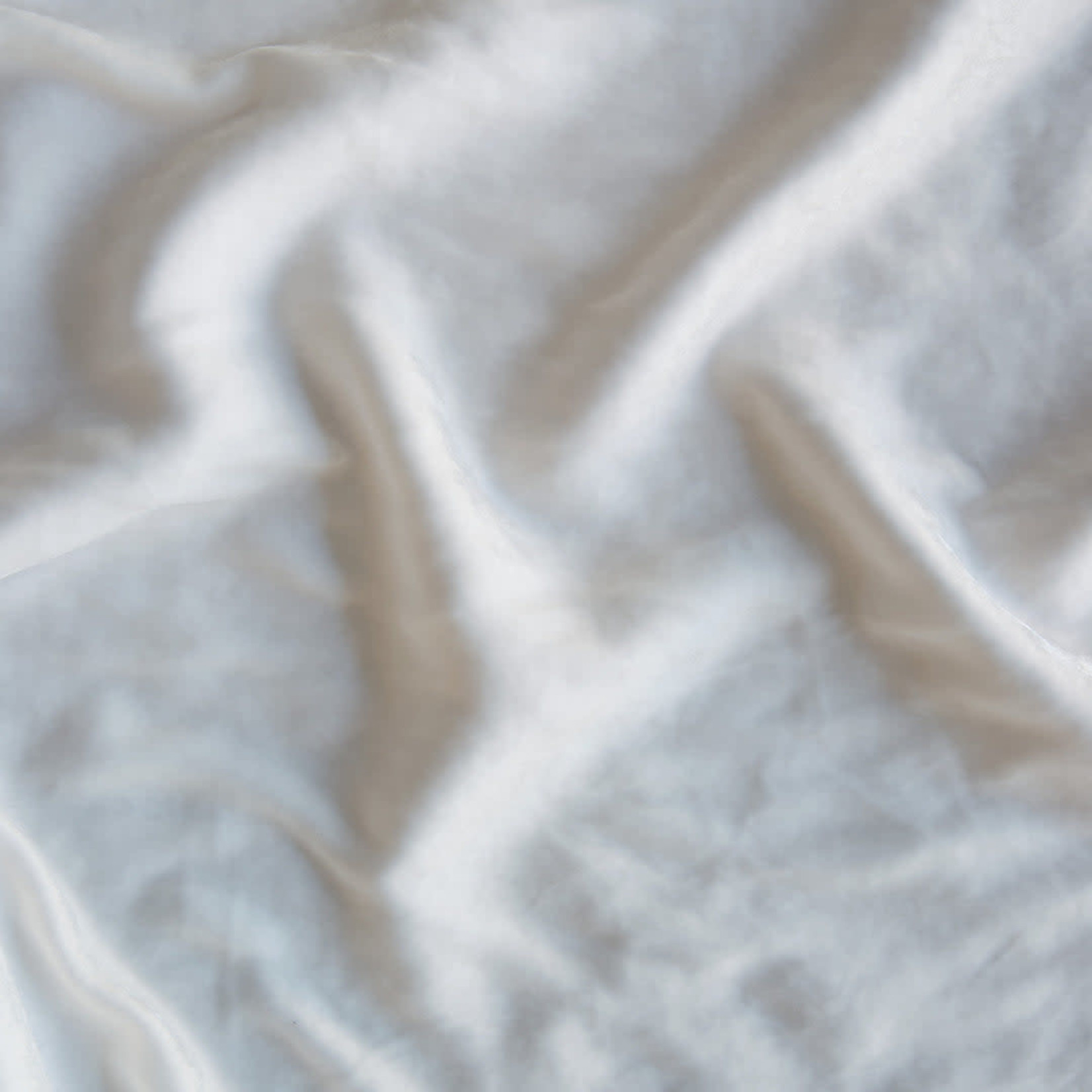 Bella Notte Loulah Throw Blanket