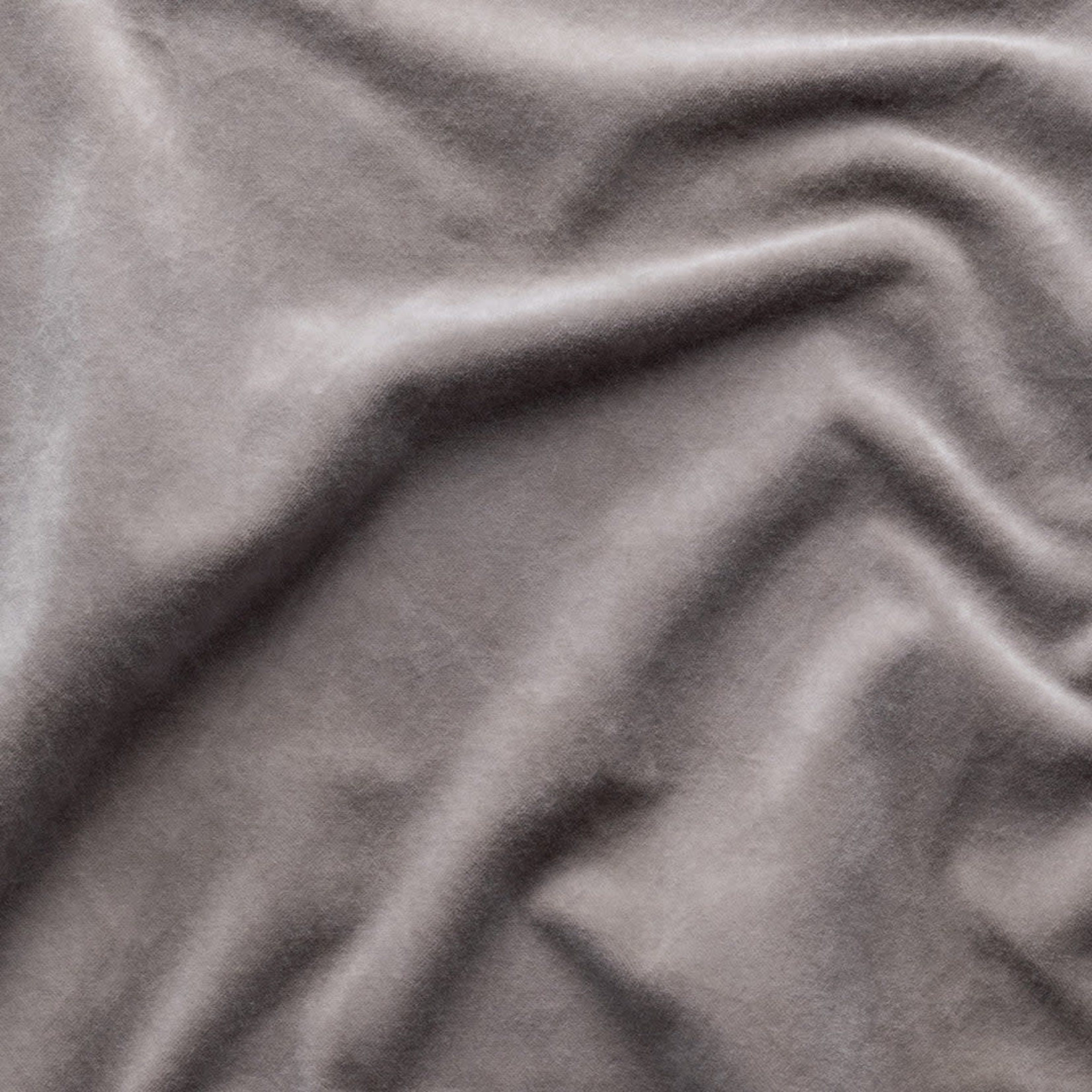 Bella Notte Harlow Throw Blanket