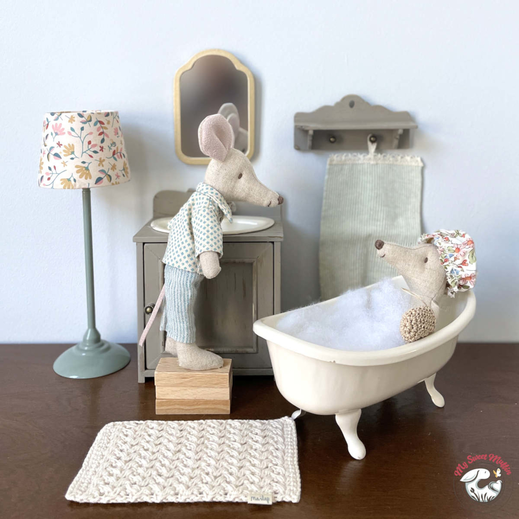 Maileg USA Miniature shelf
