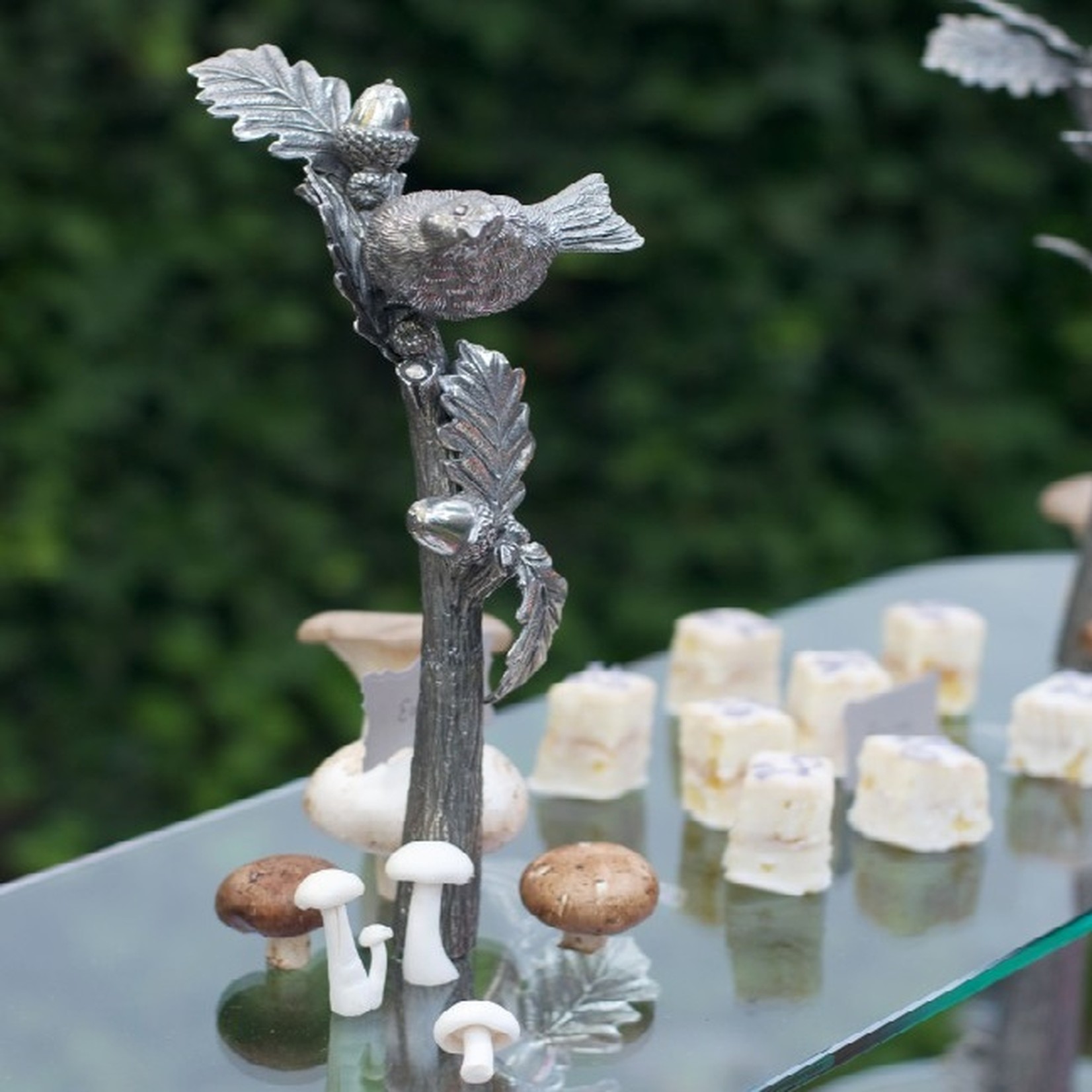 Vagabond House SongBird Bistro Stand