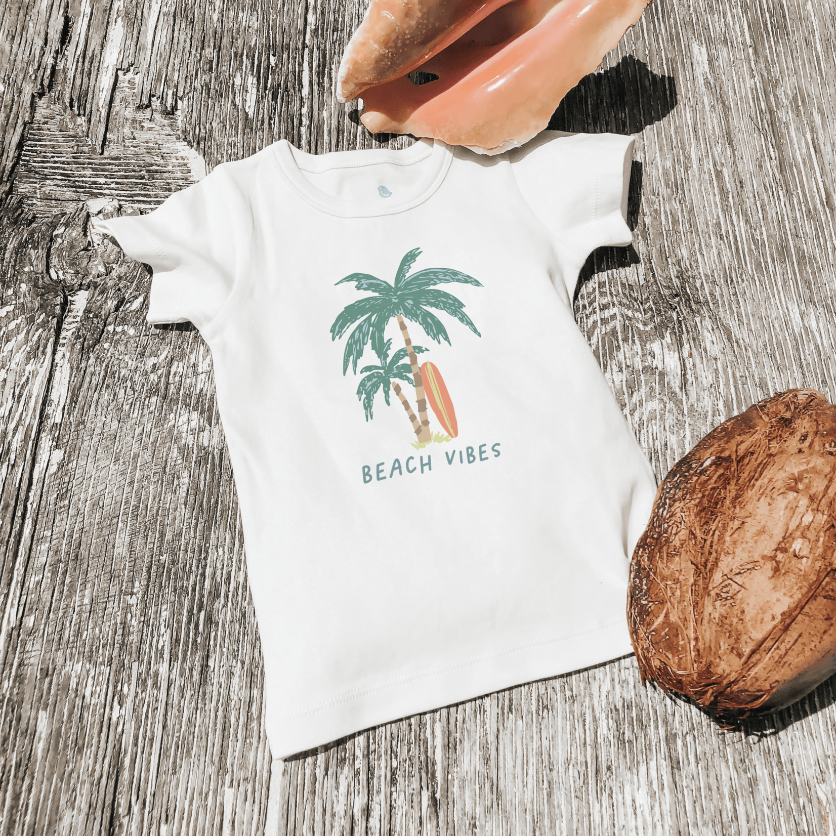 Finn & Emma Vibes Palms Tee