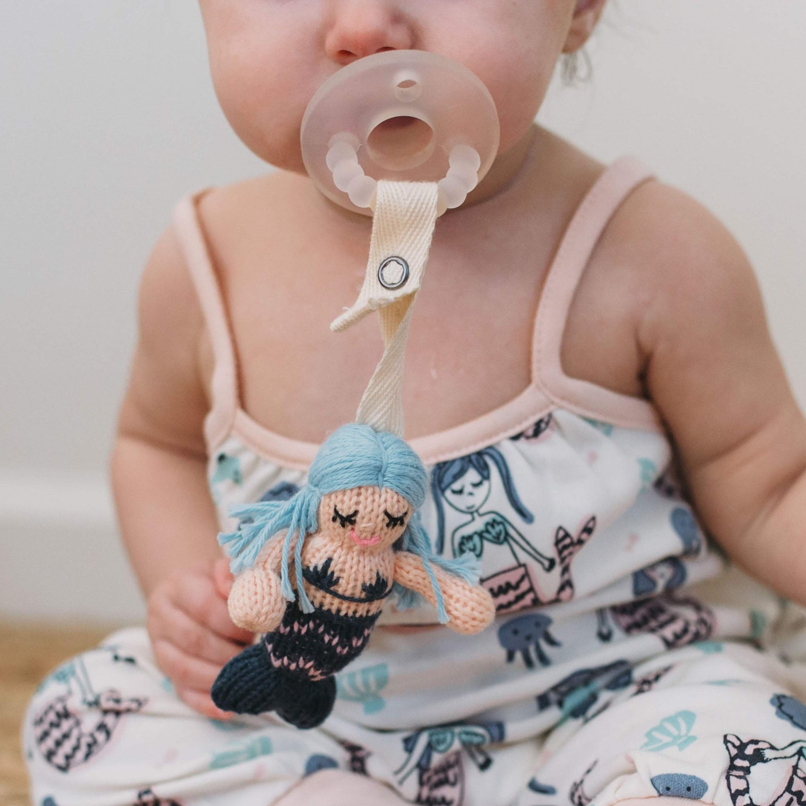 Finn & Emma Penelope The Mermaid Pacifier Holder