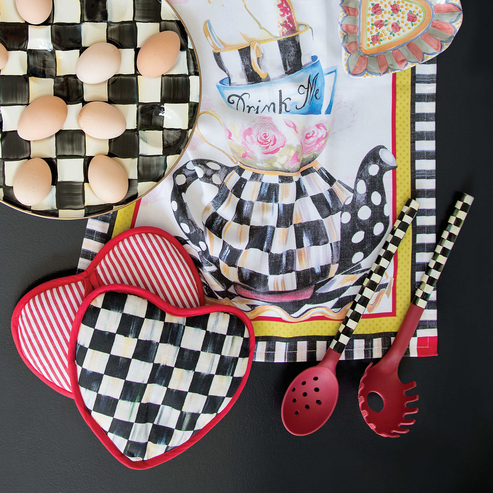 MacKenzie-Childs Courtly Check Heart Pot Holder