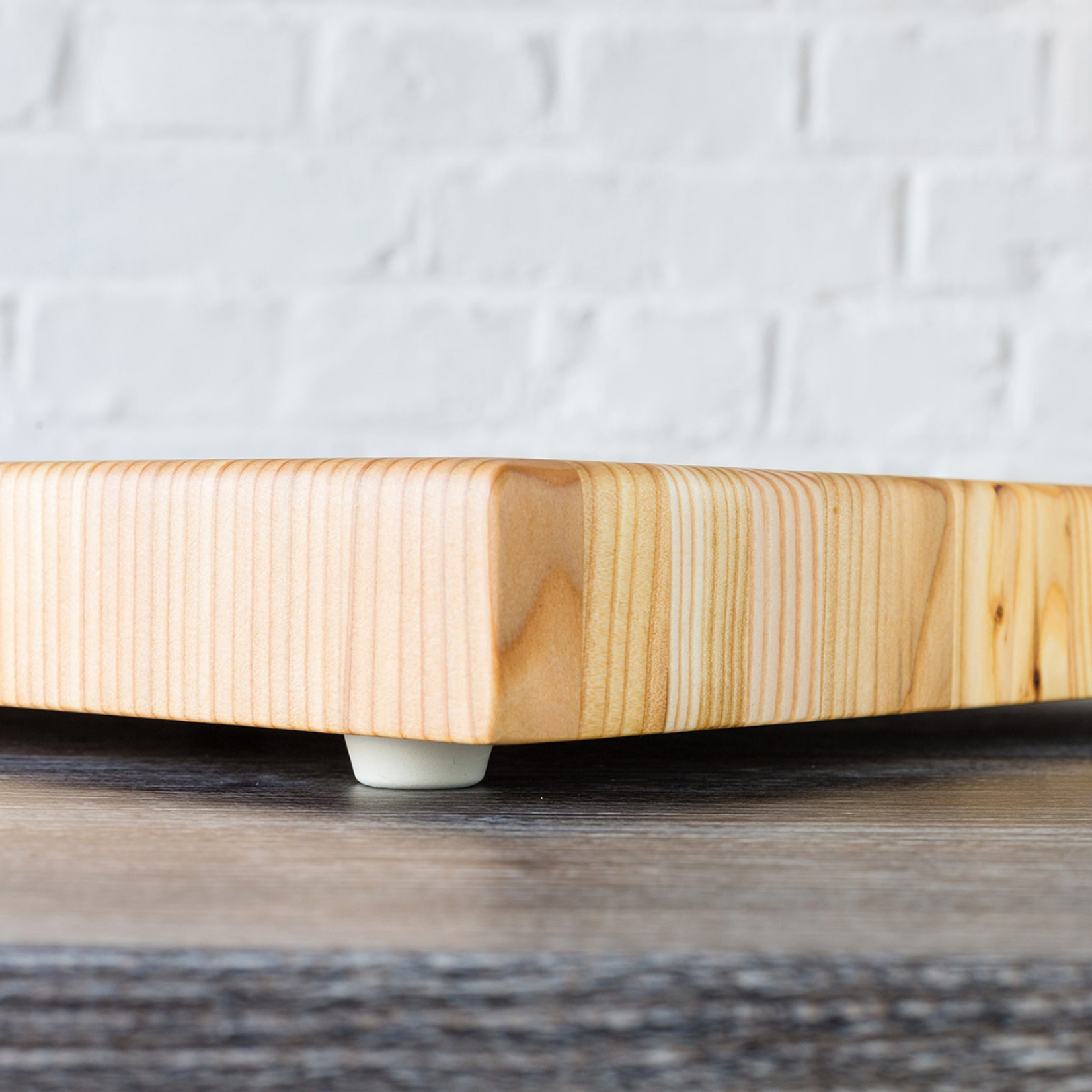 Larch Wood Small Cutting Board (Premium)