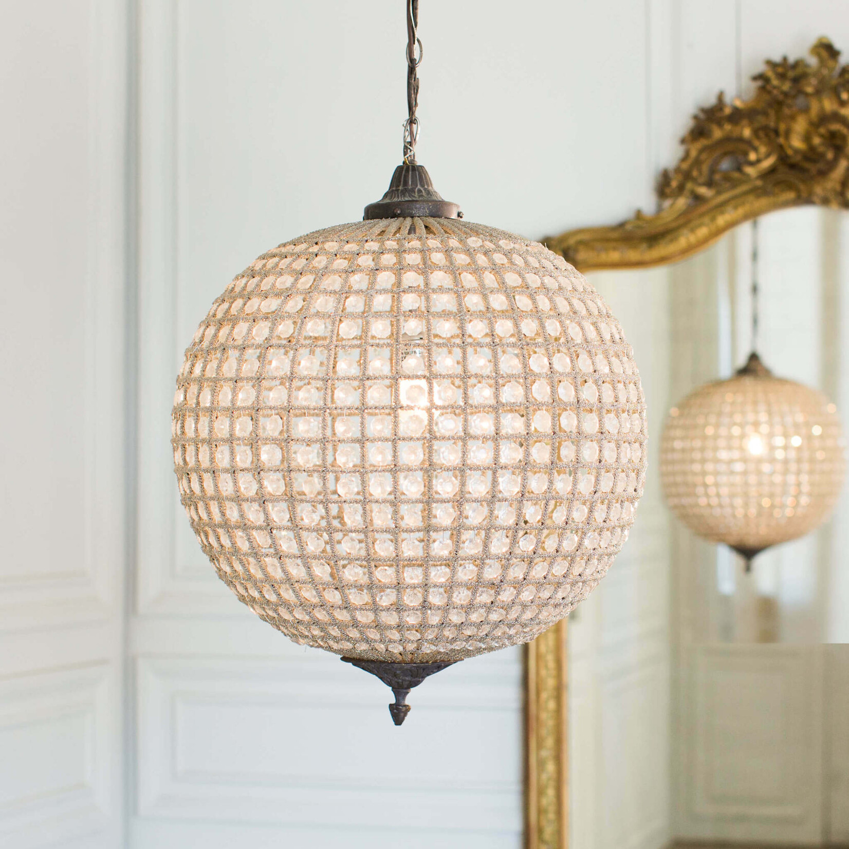 Eloquence Grande Globe Chandelier