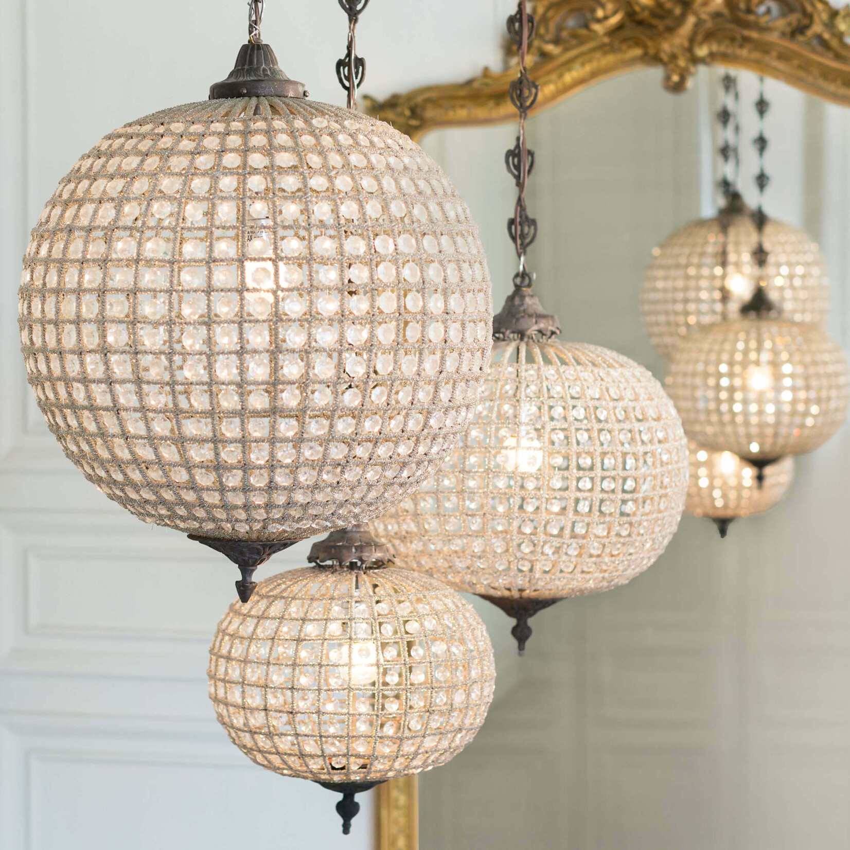 Eloquence Grande Globe Chandelier