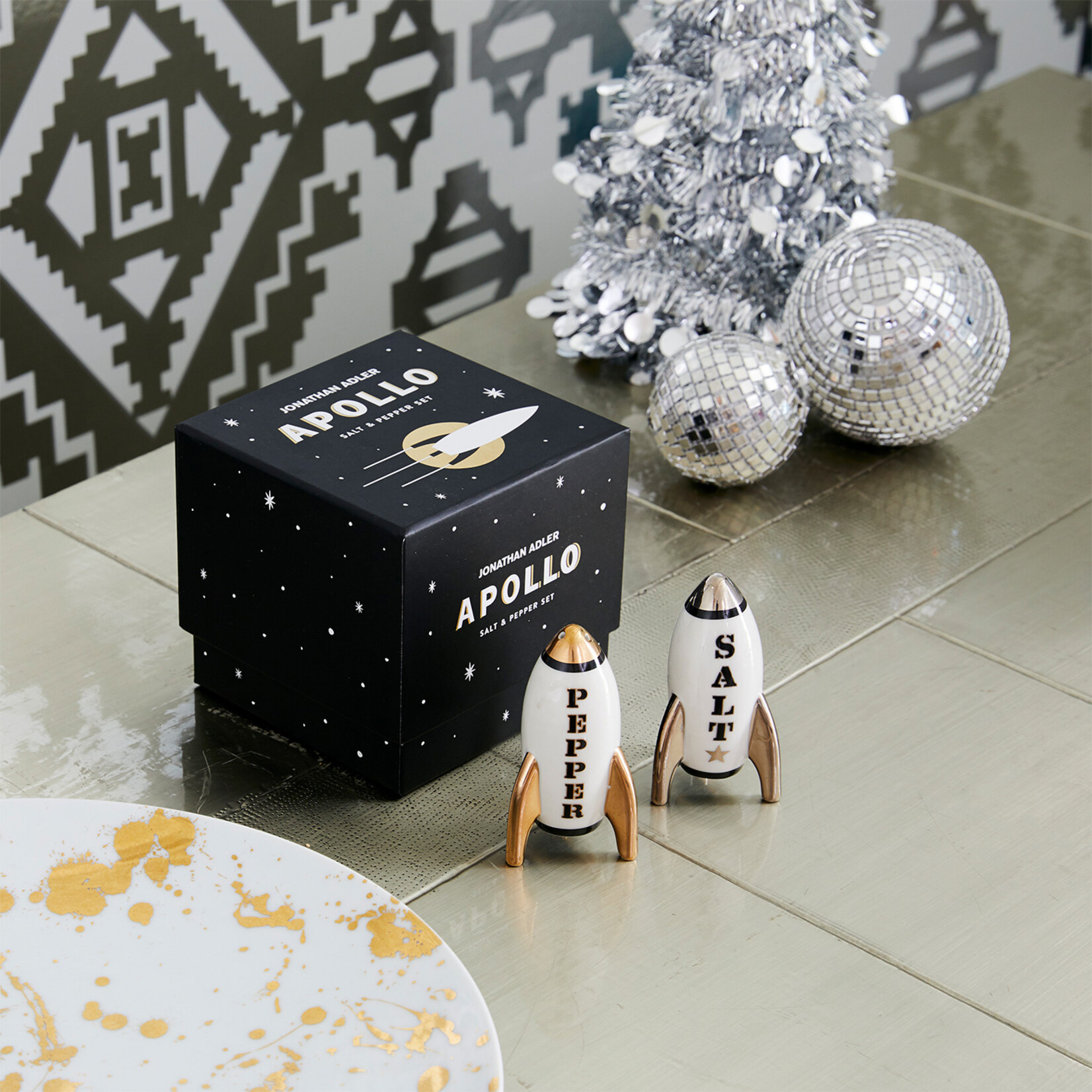 Jonathan Adler Apollo Salt & Pepper Set