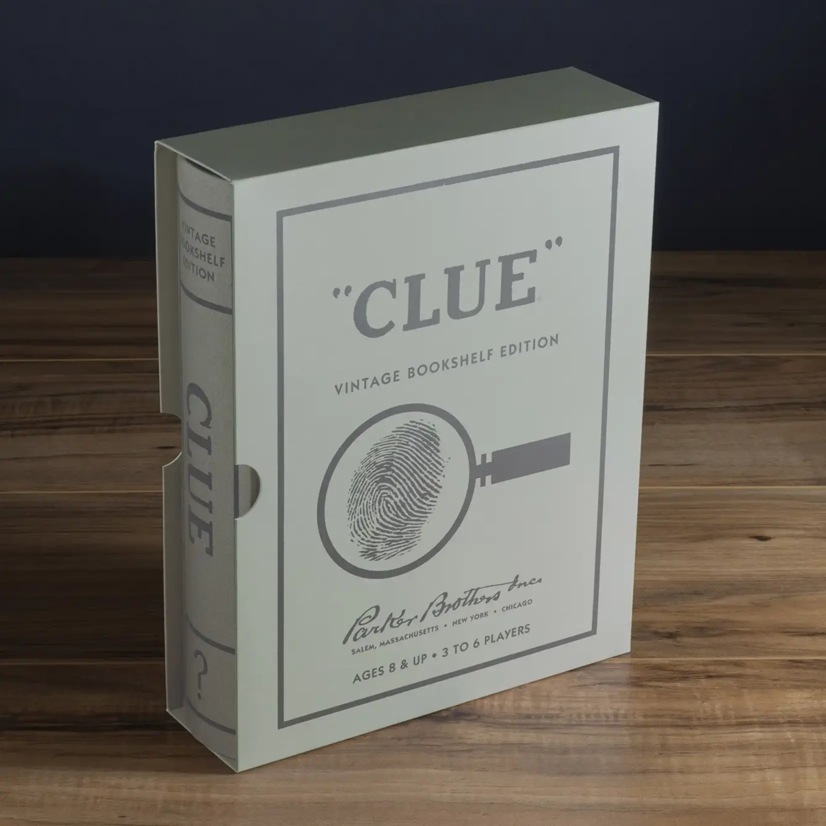WS Game Company Clue Vintage Bookshelf Game