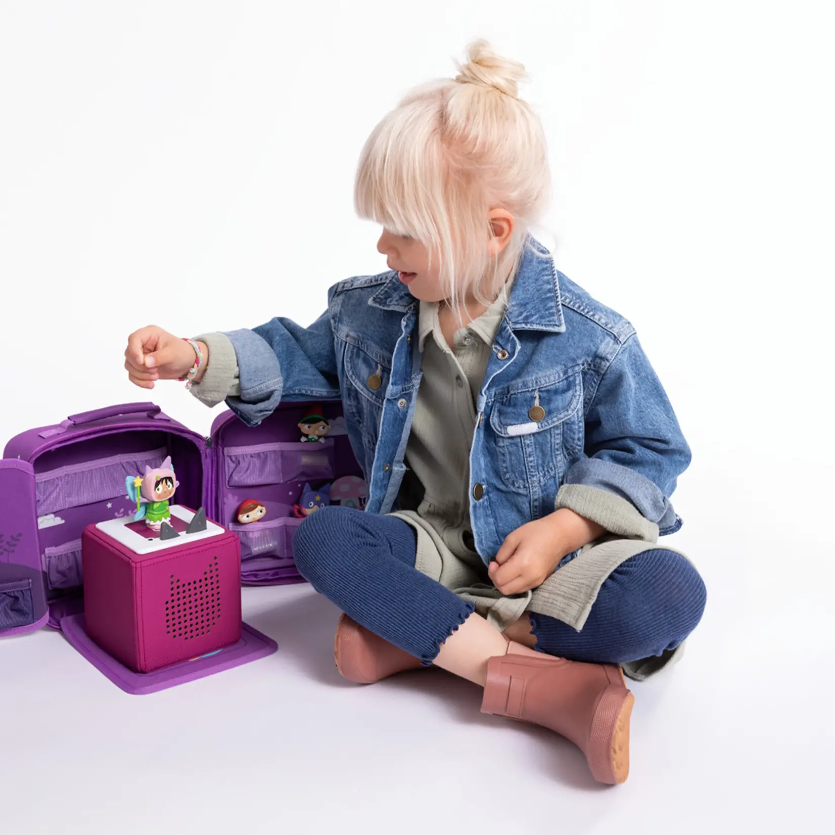 Tonies USA CARRYING CASE MAX: OVER THE RAINBOW