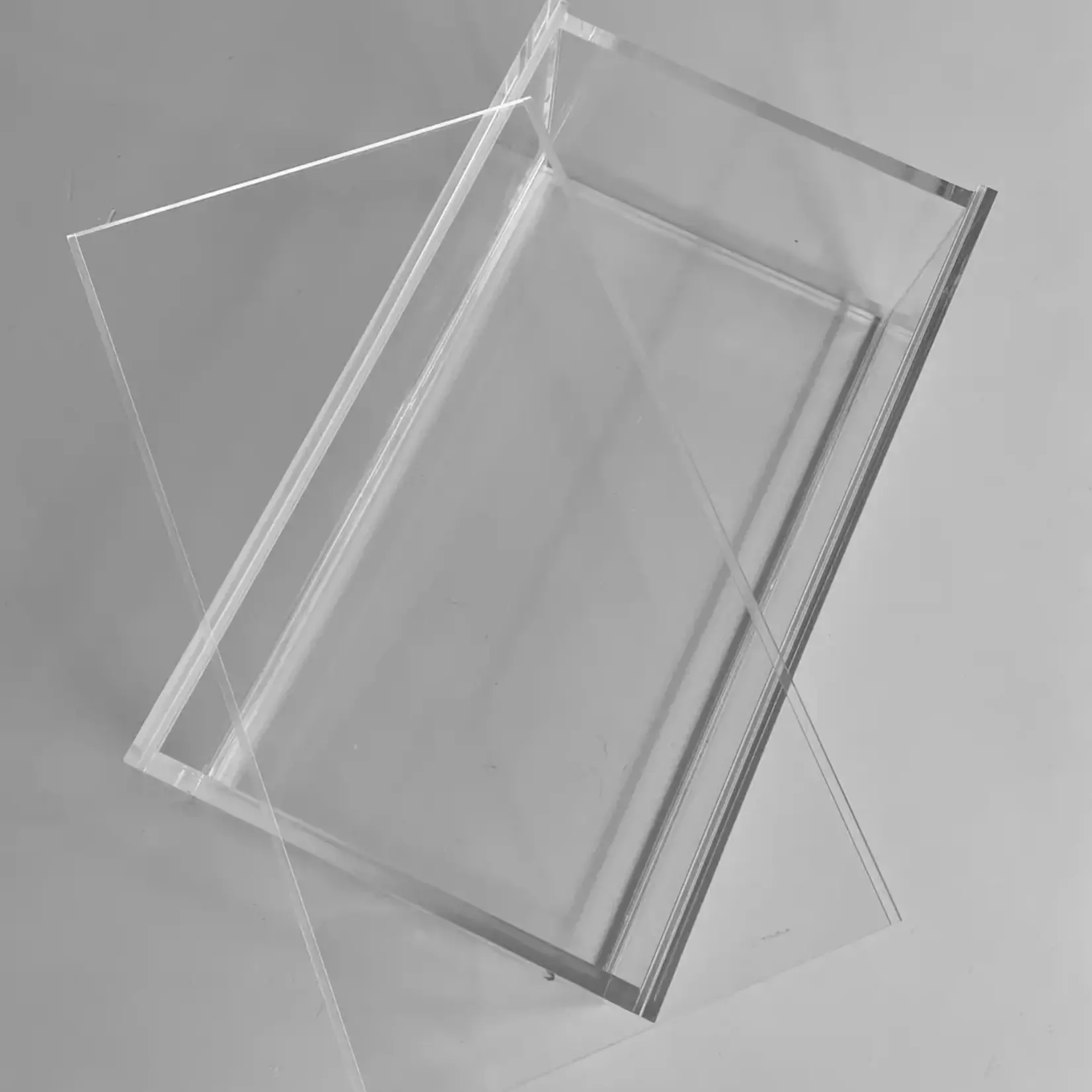 Oh My Mahjong Mahjong Acrylic Box - Clear Lid