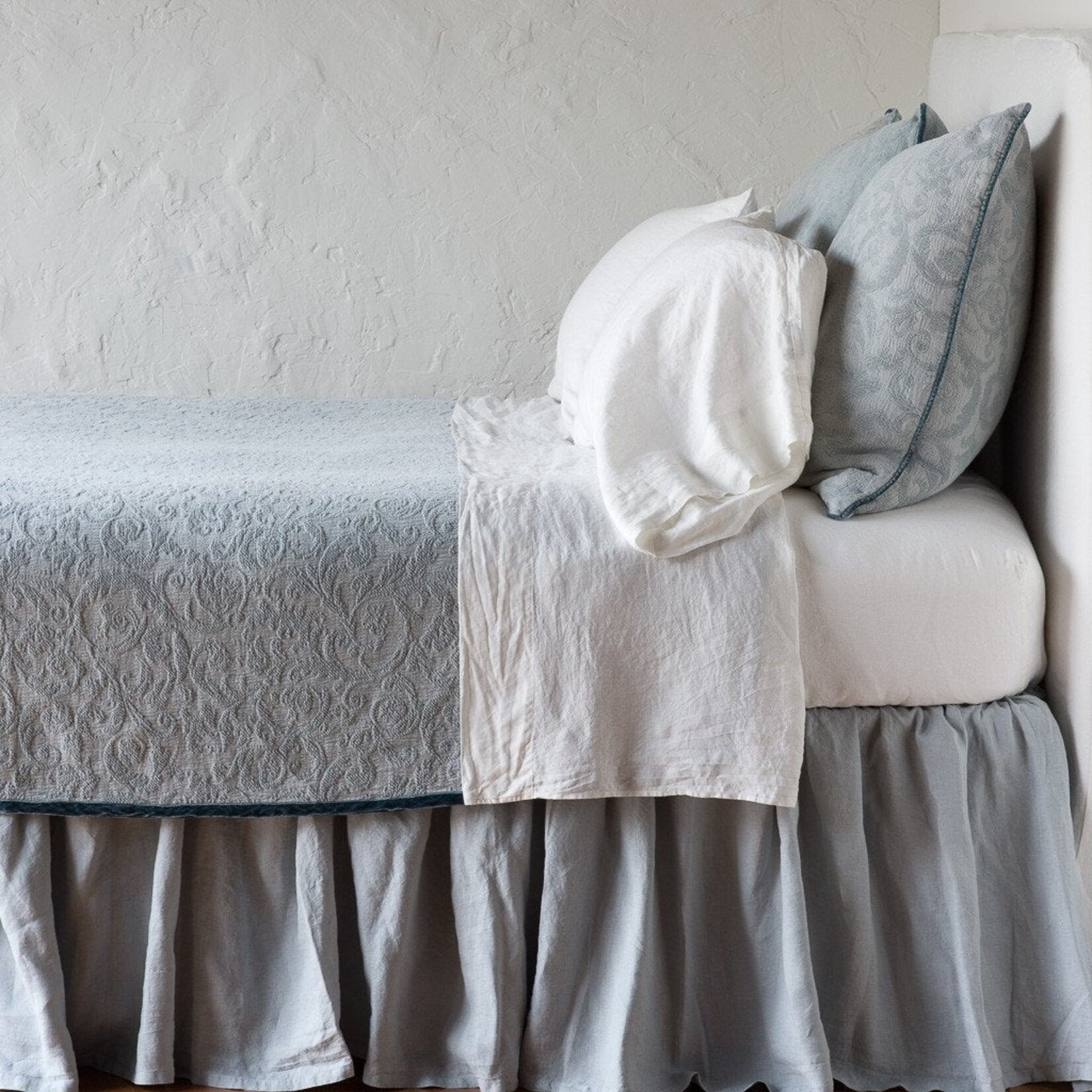 Bella Notte Adele Coverlet