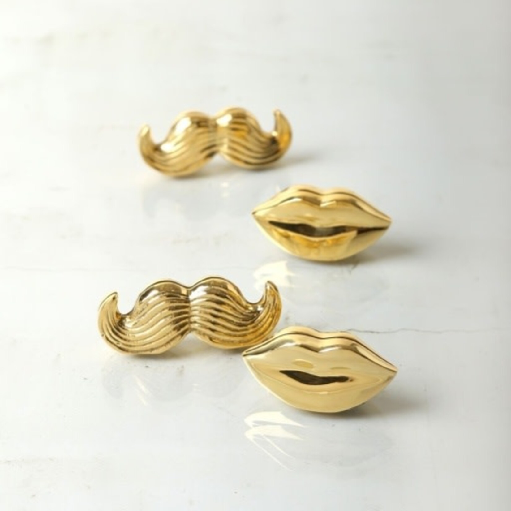 Jonathan Adler Mr & Mrs Muse Brass Place Card Holder - Set of 4