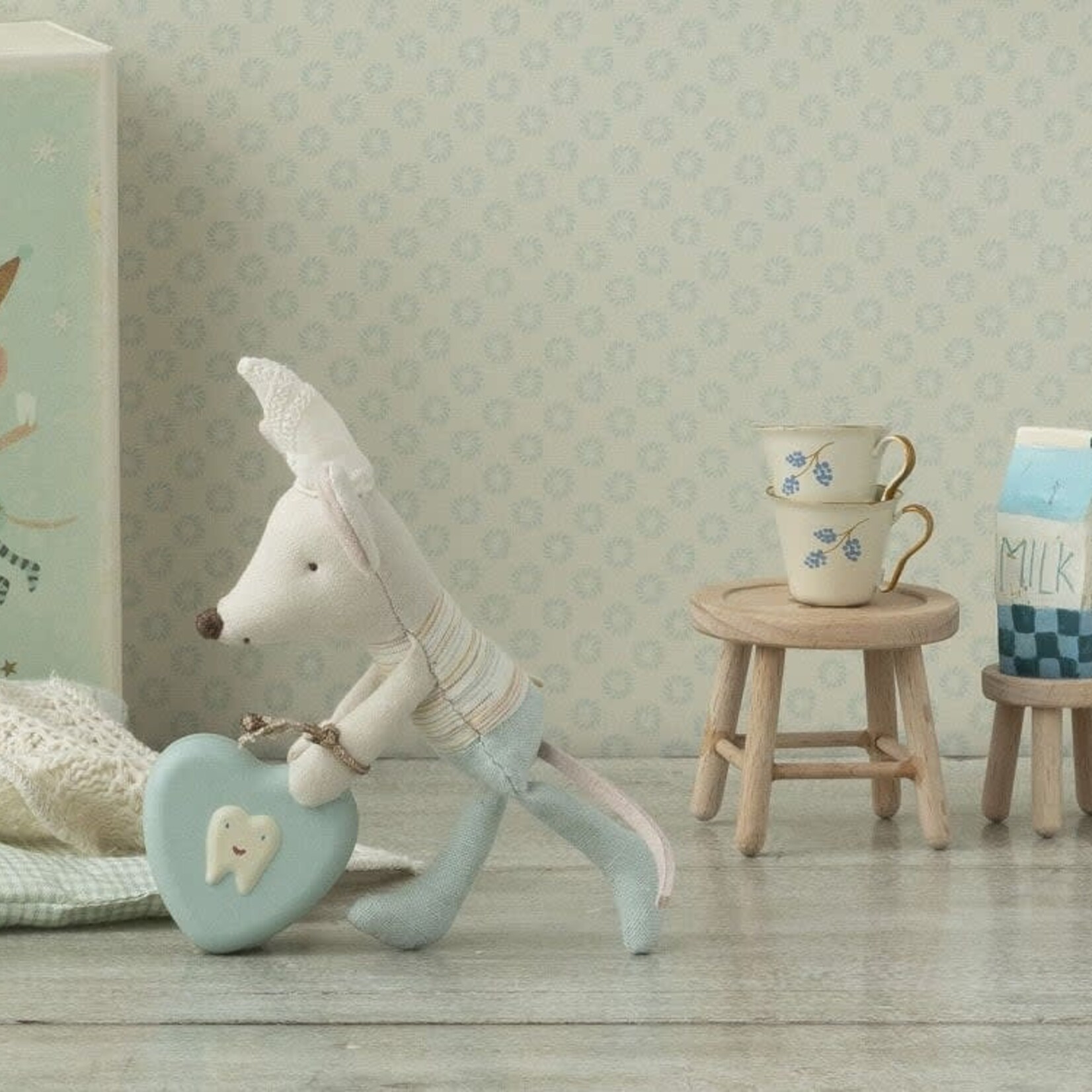 Maileg USA Table and Stool Set, Mouse