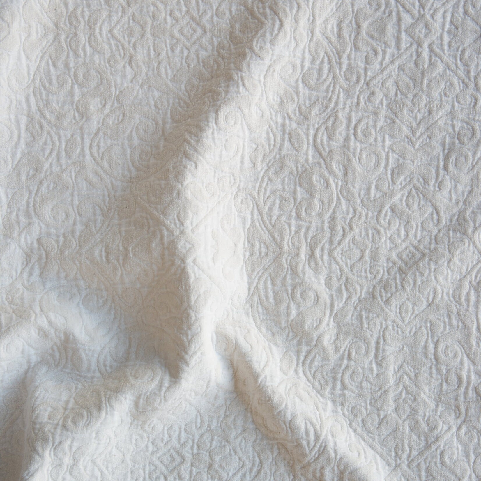 Bella Notte Vienna Sham Winter White Deluxe