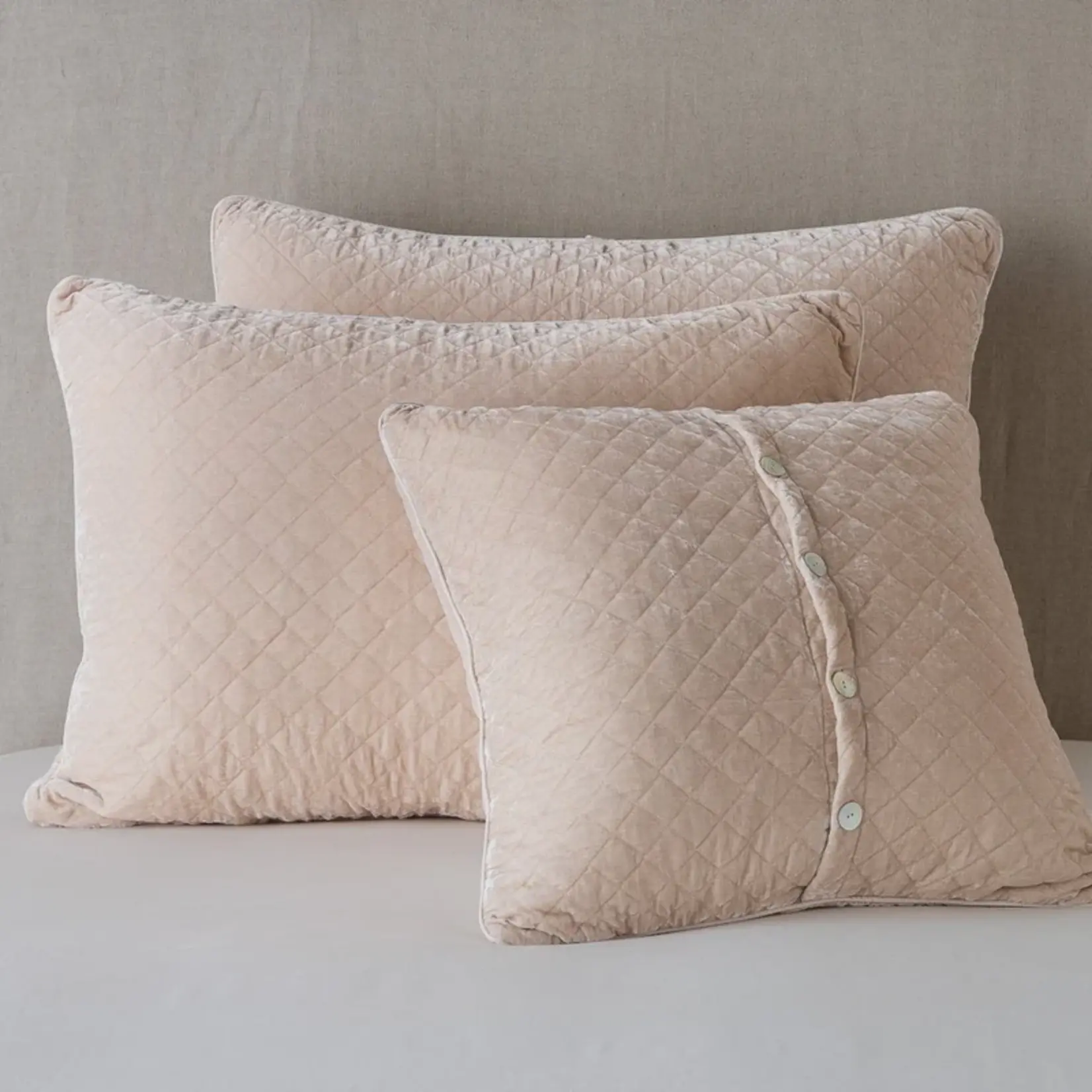 Bella Notte Silk Velvet Quilted Sham