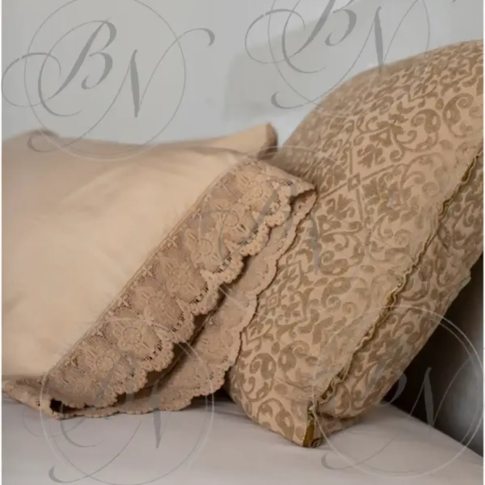 Bella Notte Madera Luxe with Donella Lace Pillowcase (Single)