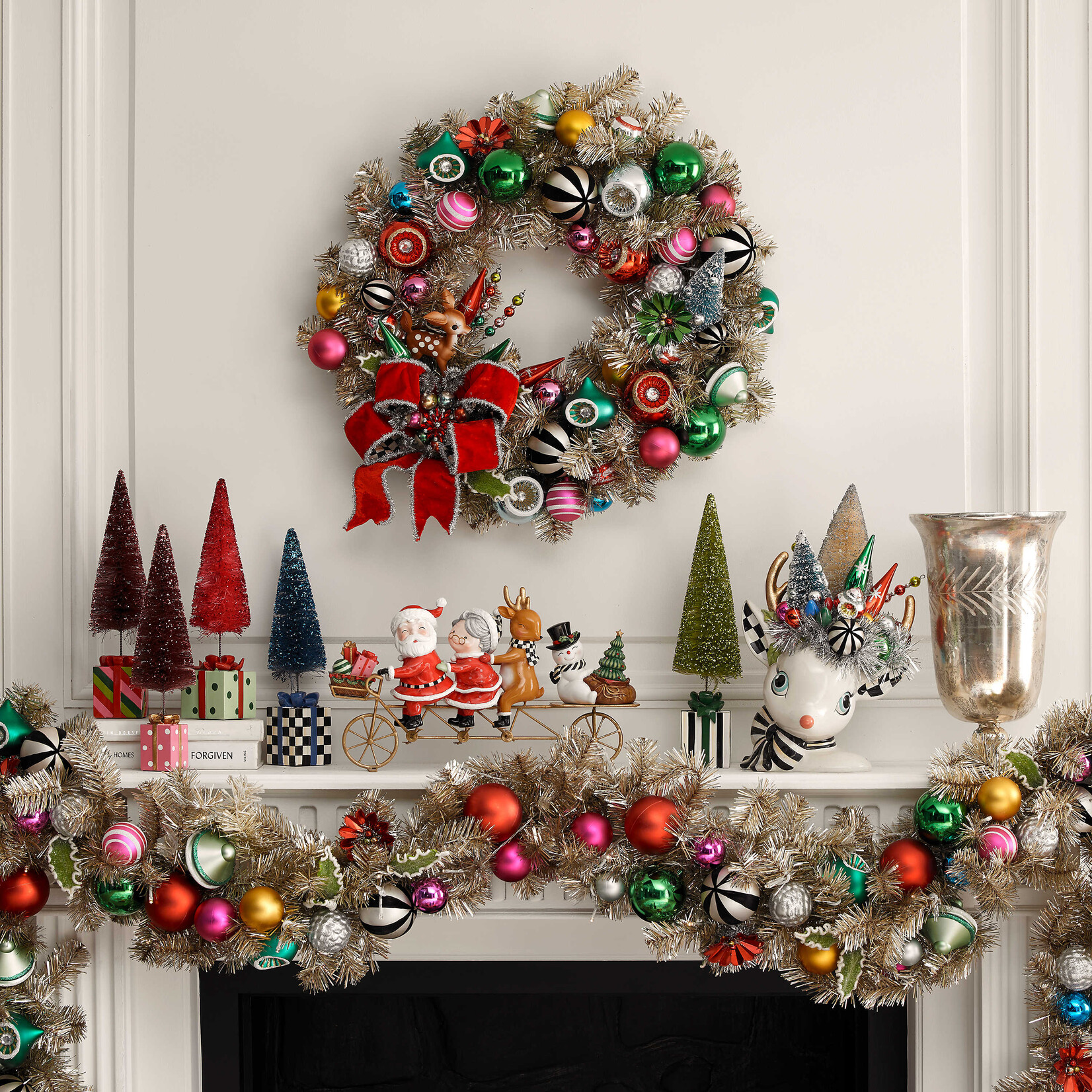 MacKenzie-Childs Granny Kitsch Illuminated Wreath