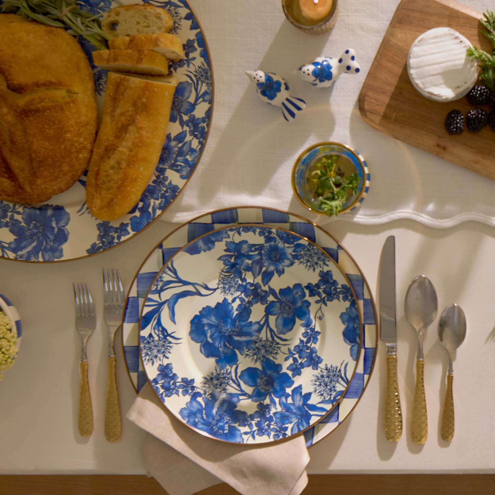 MacKenzie-Childs Royal English Garden Enamel Dinner Plate