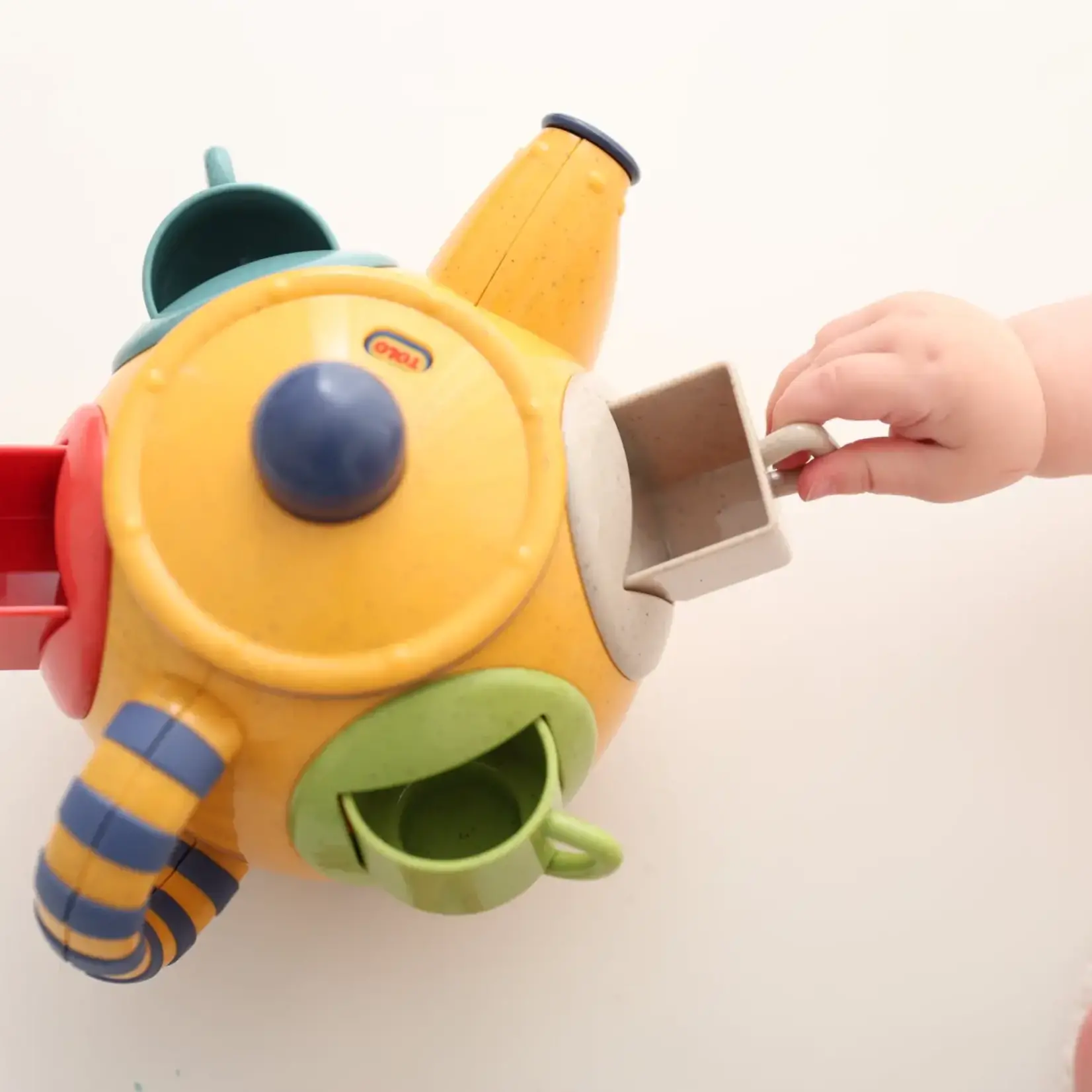 Speedy Monkey Teatime Shape Sorter - Tolo