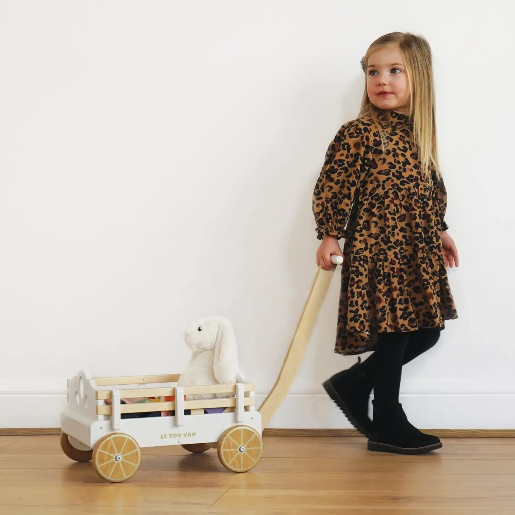Le Toy Van, Inc. Pull Along Wagon Cart