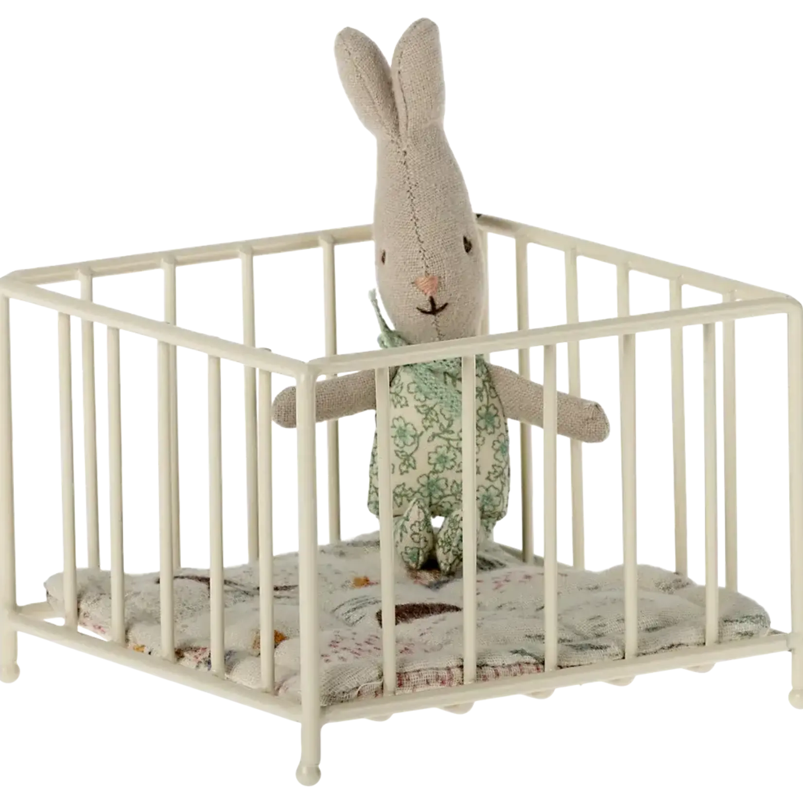 Maileg USA Playpen, My