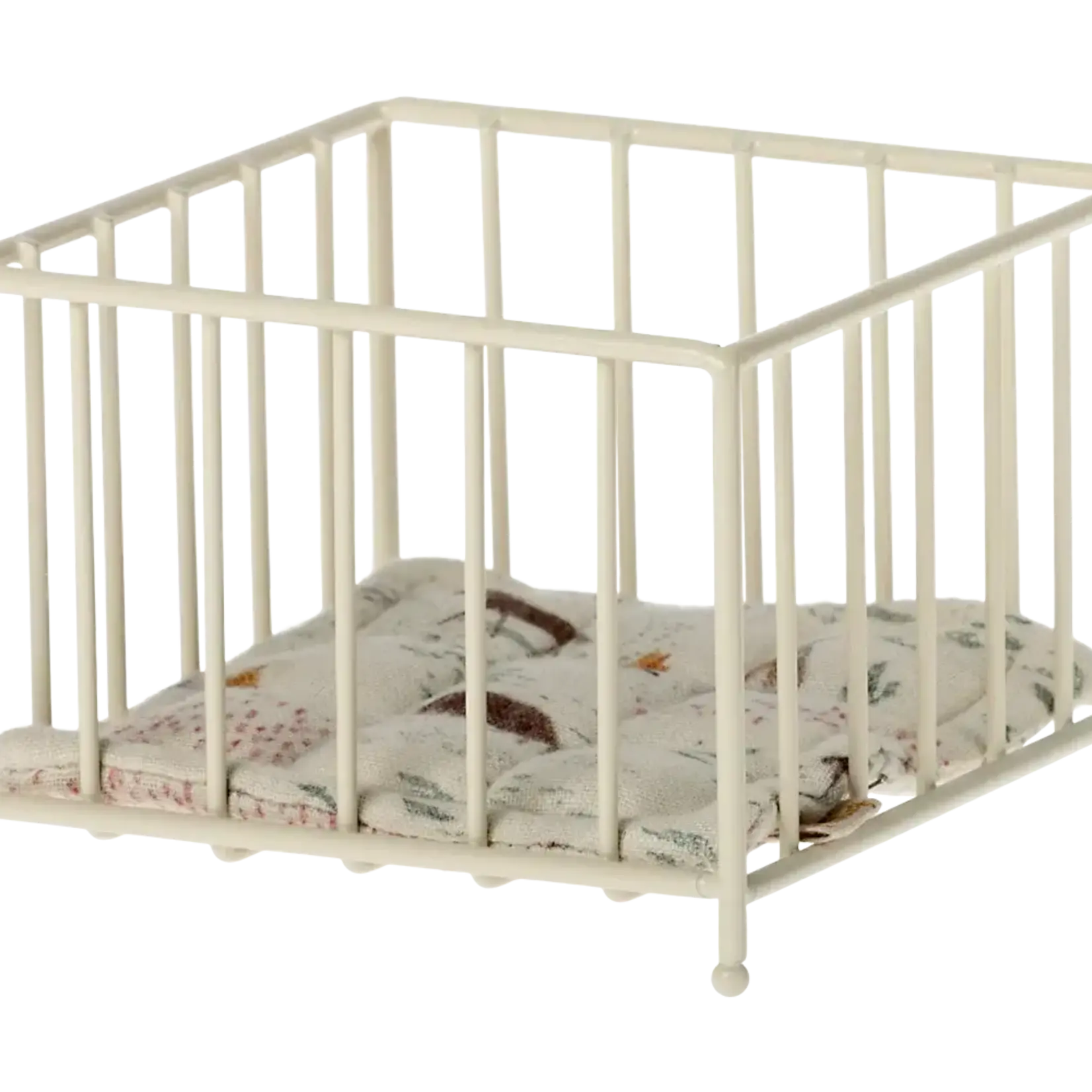 Maileg USA Playpen, My