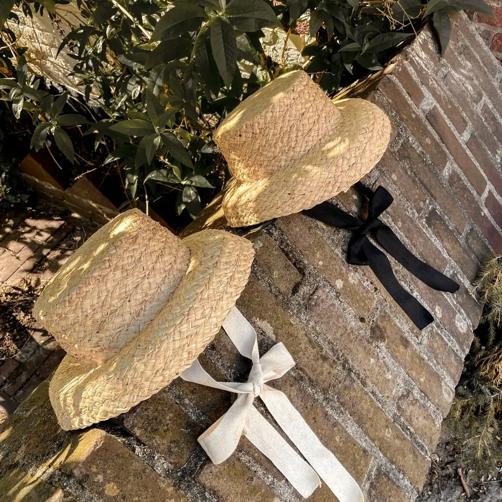 La Olivia Kids Lou Raffia Hat