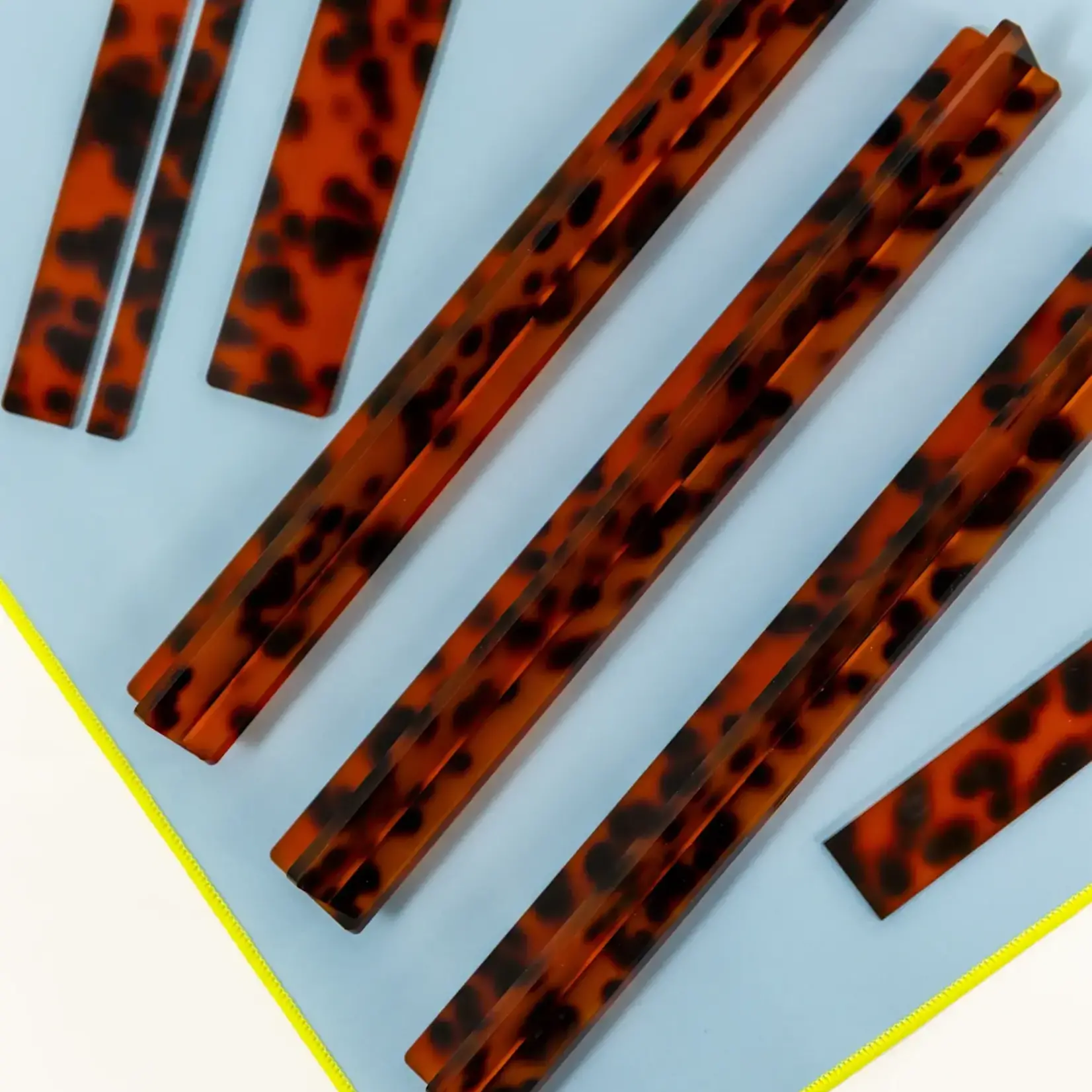 Bam Bird Boutique Tortoise Shell Travel Racks (set of 4 racks and one pusher)