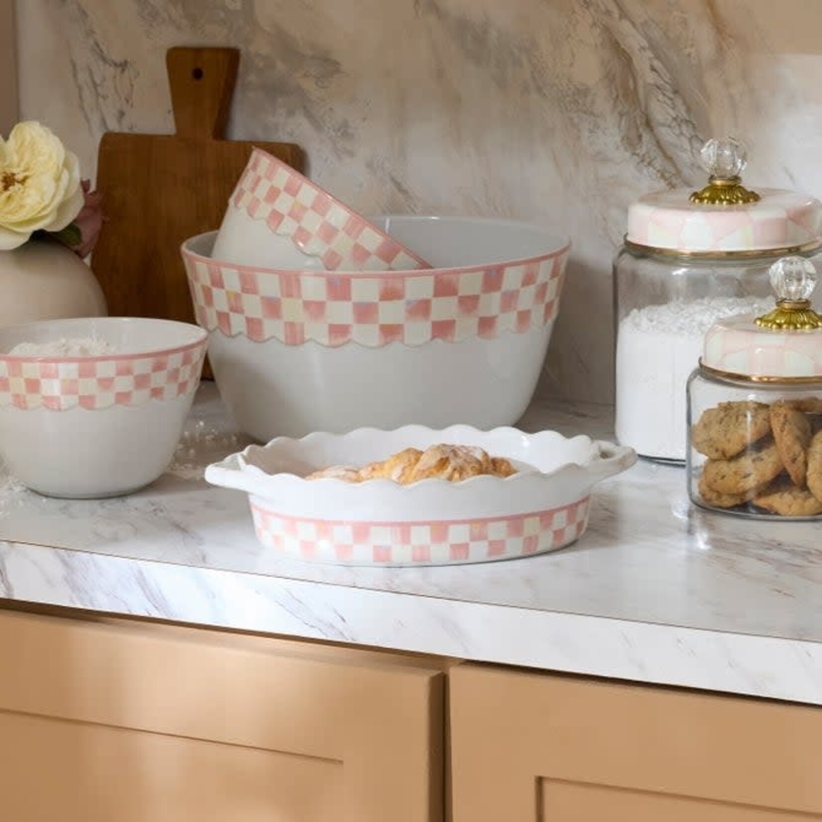 MacKenzie-Childs rosy check everyday small oval baker