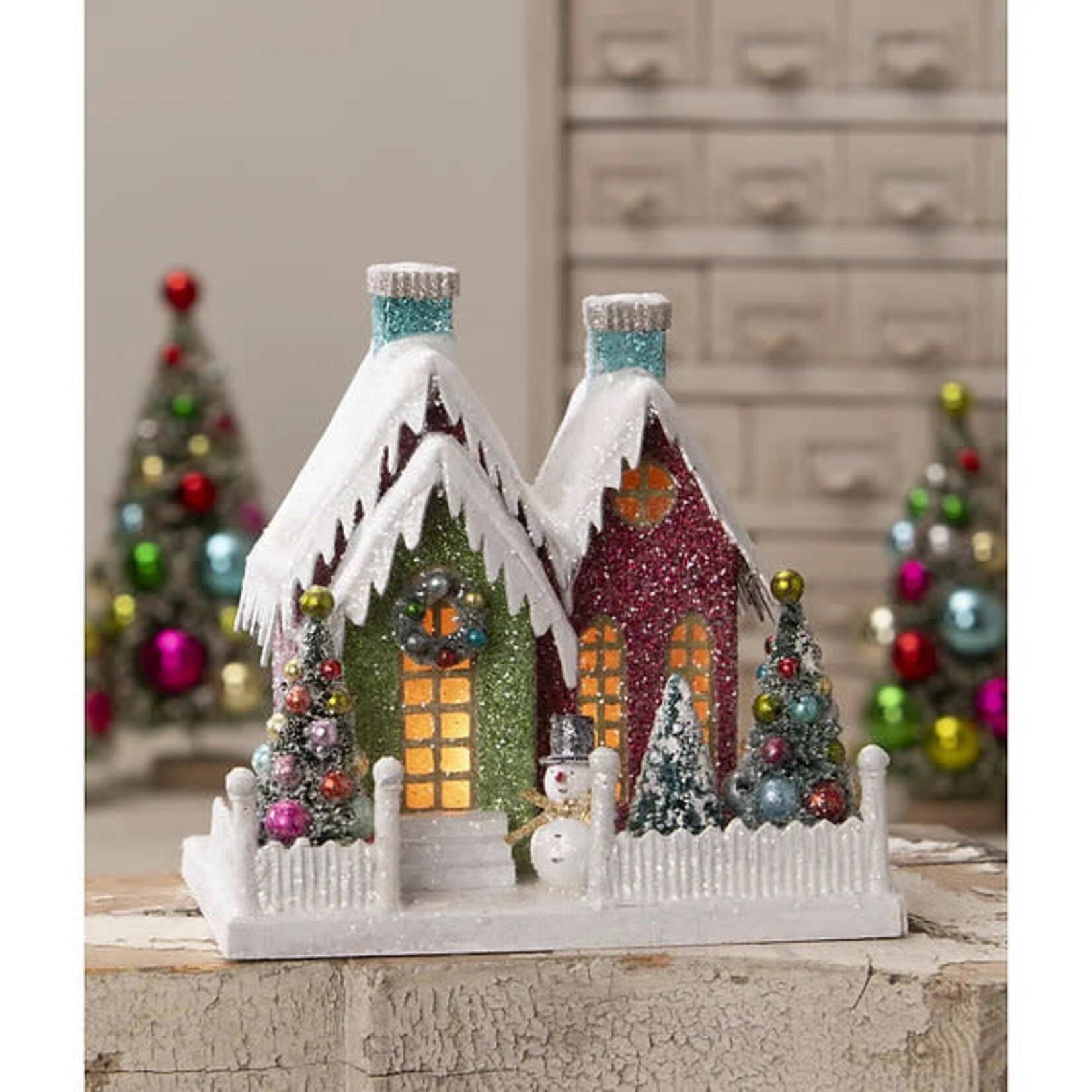Bethany Lowe Designs, Inc. Snowman Kitschmas Cottage