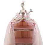 Green Import Limited XR13282 RESIN LADY CAKE DISPLAY RACK 37.5" | PK