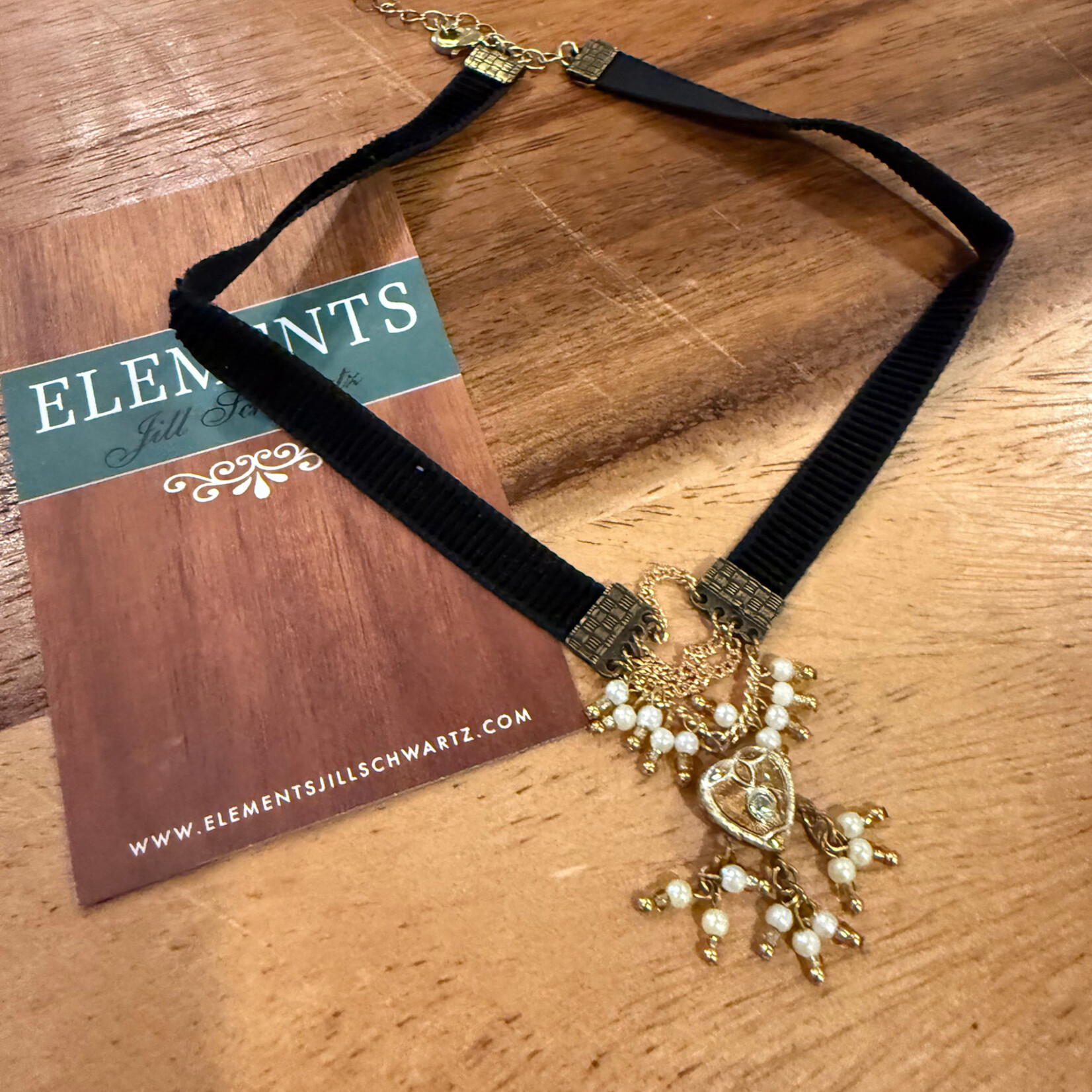 Elements, Jill Schwartz Velvet Heart of Mine Necklace | Black