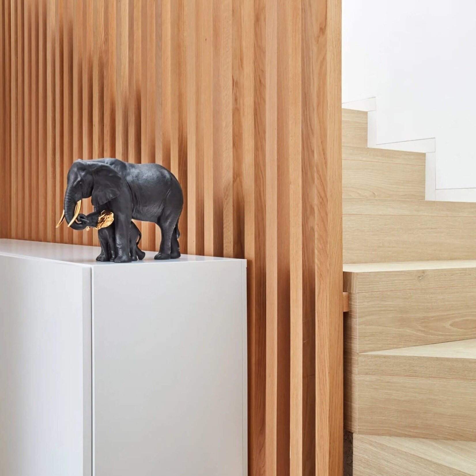 Lladro Leading the Way Figurine