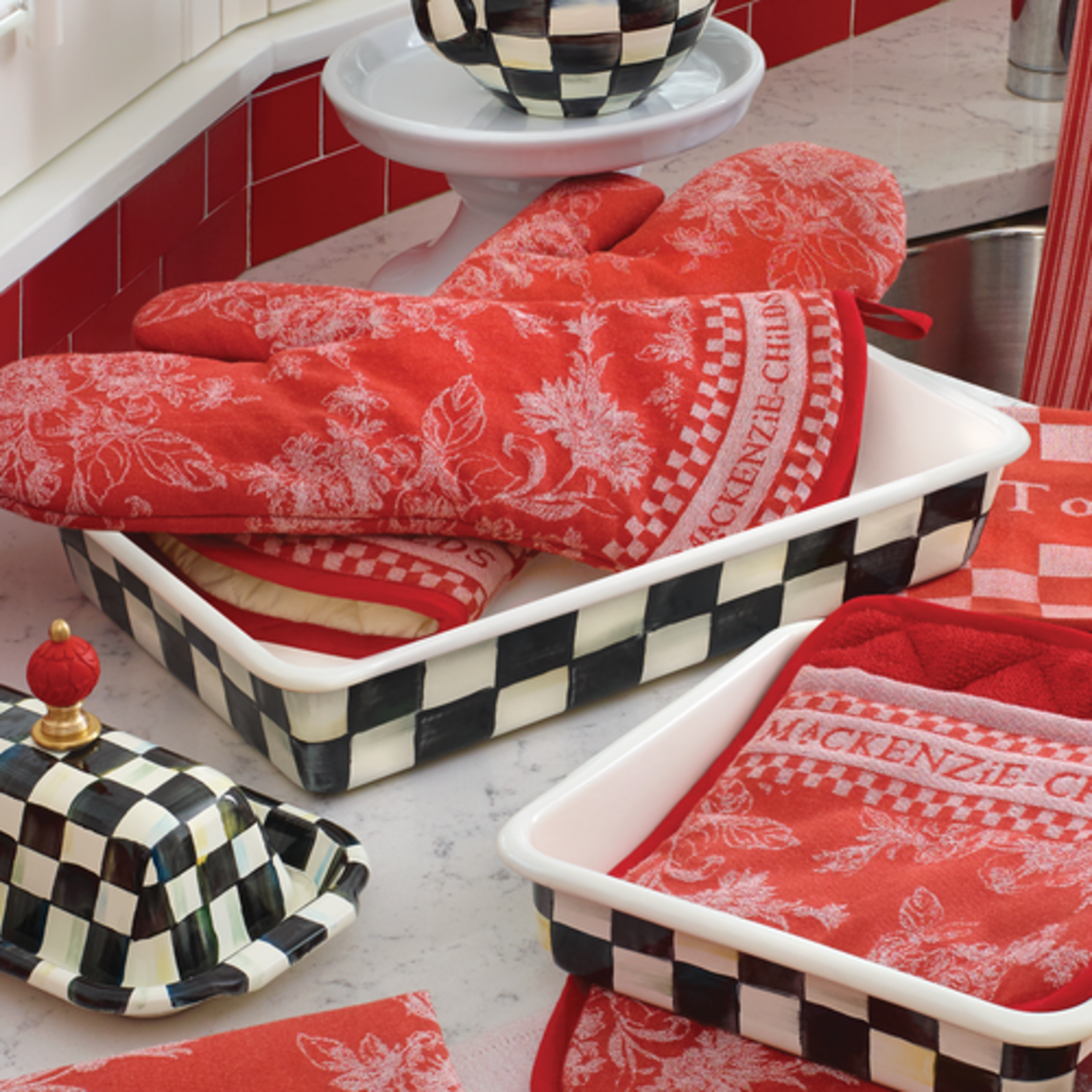 MacKenzie-Childs courtly check 9" x 13" baking pan