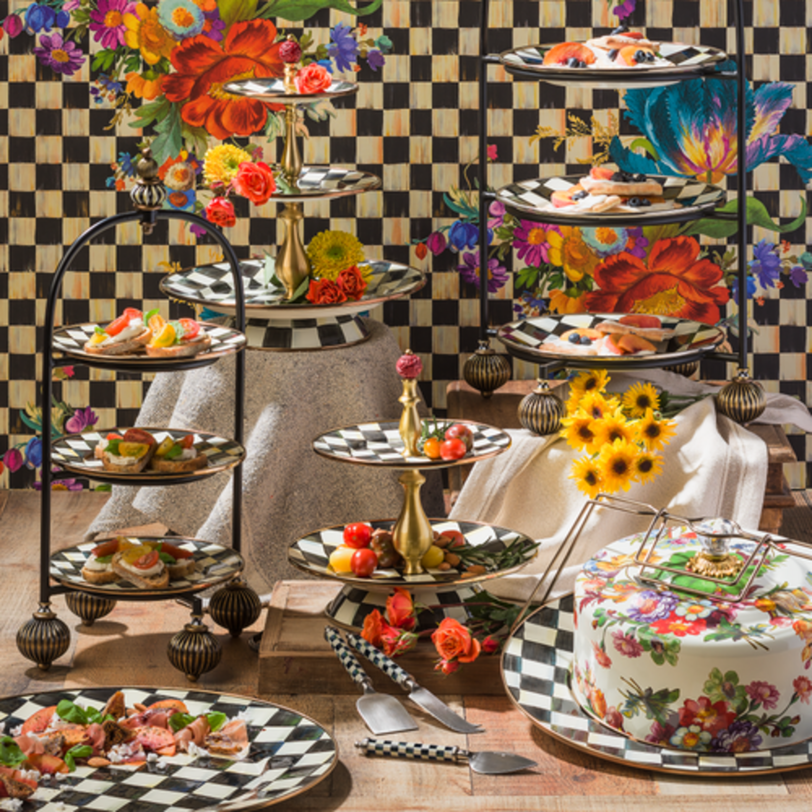 MacKenzie-Childs courtly check supper club cheese knife set