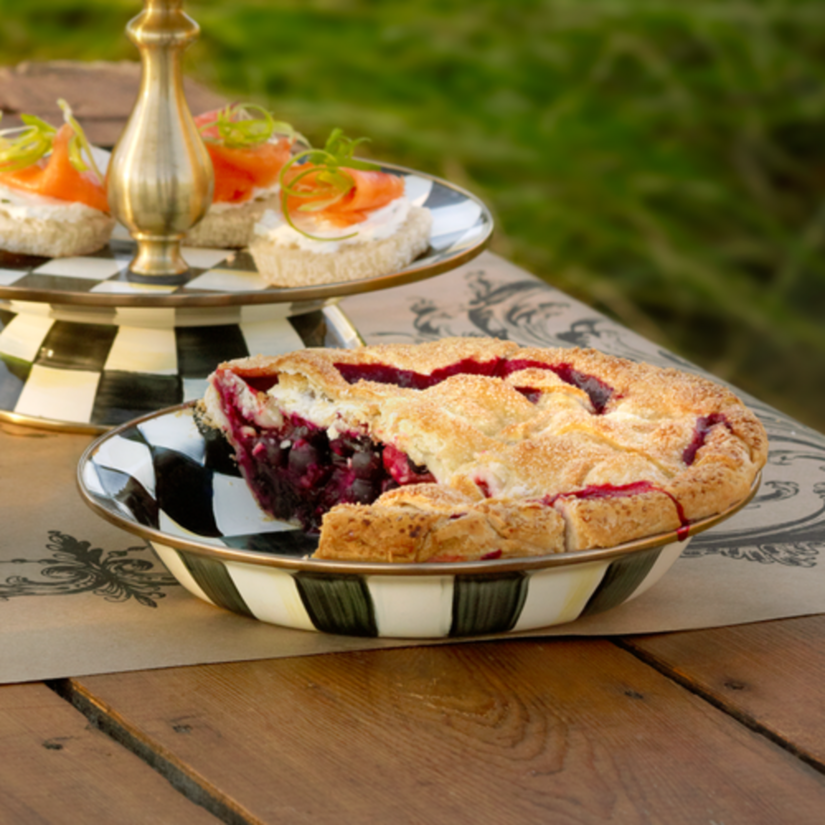 MacKenzie-Childs courtly check pie plate