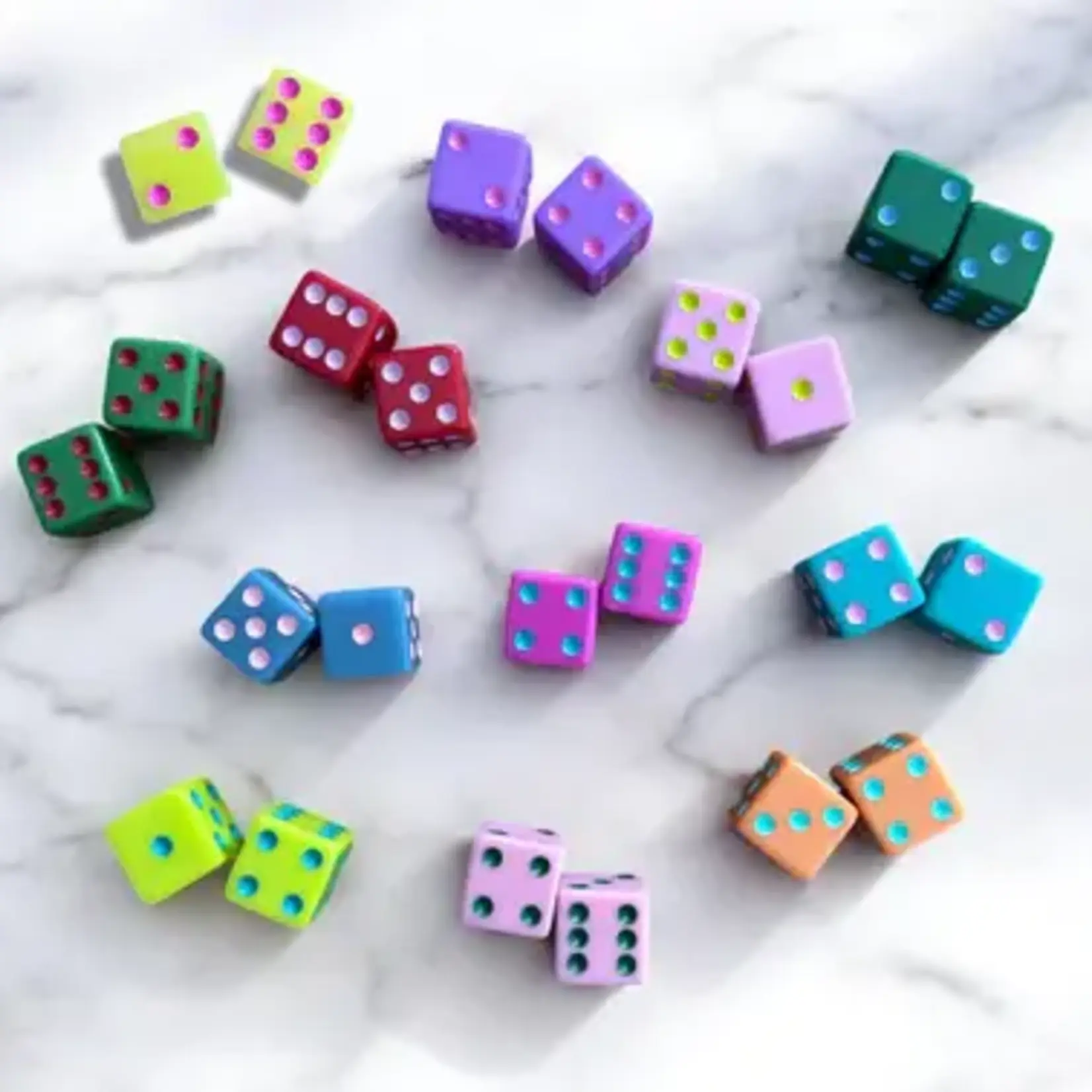 Peace Love Mahjong Dice (set of 2)