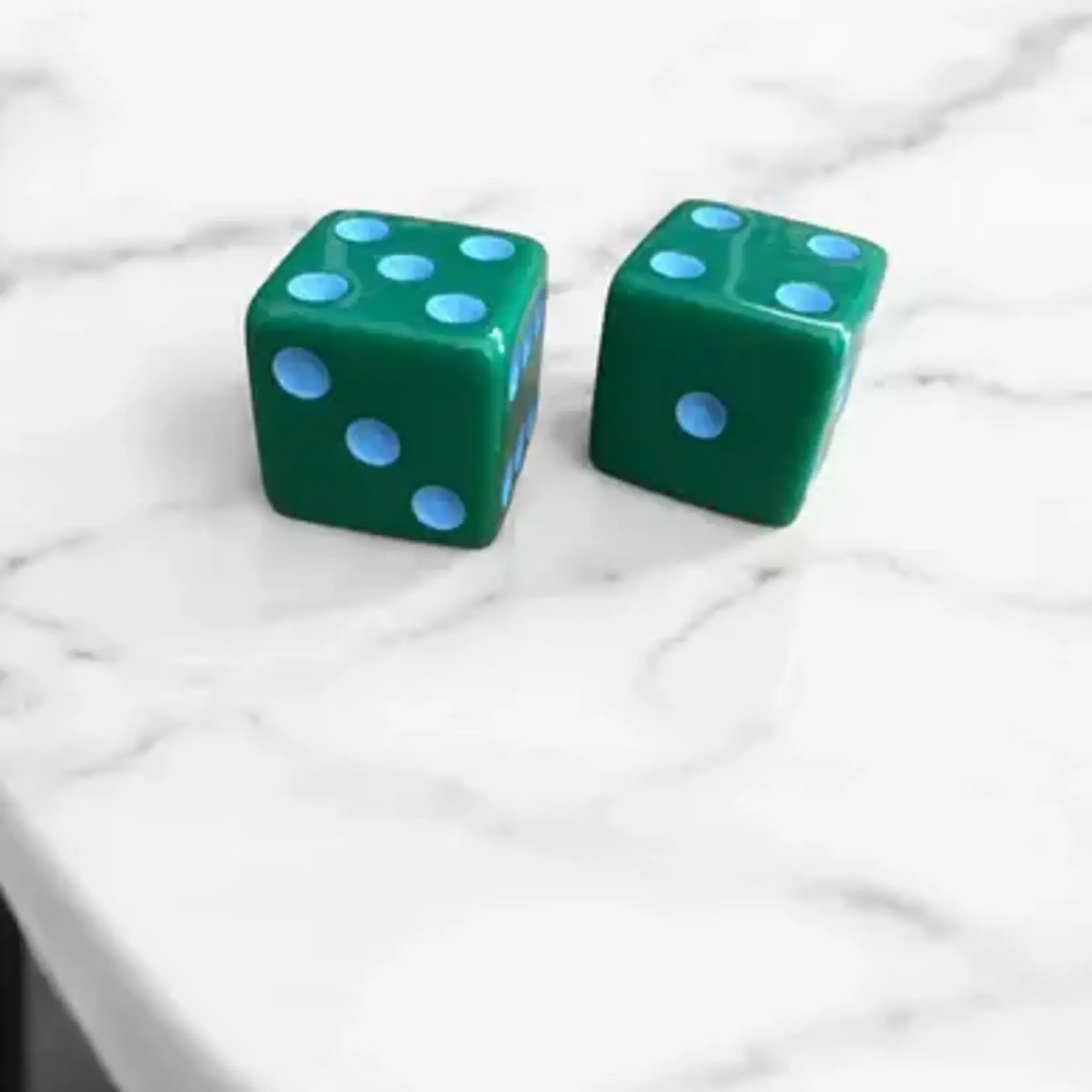 Peace Love Mahjong Dice (set of 2)