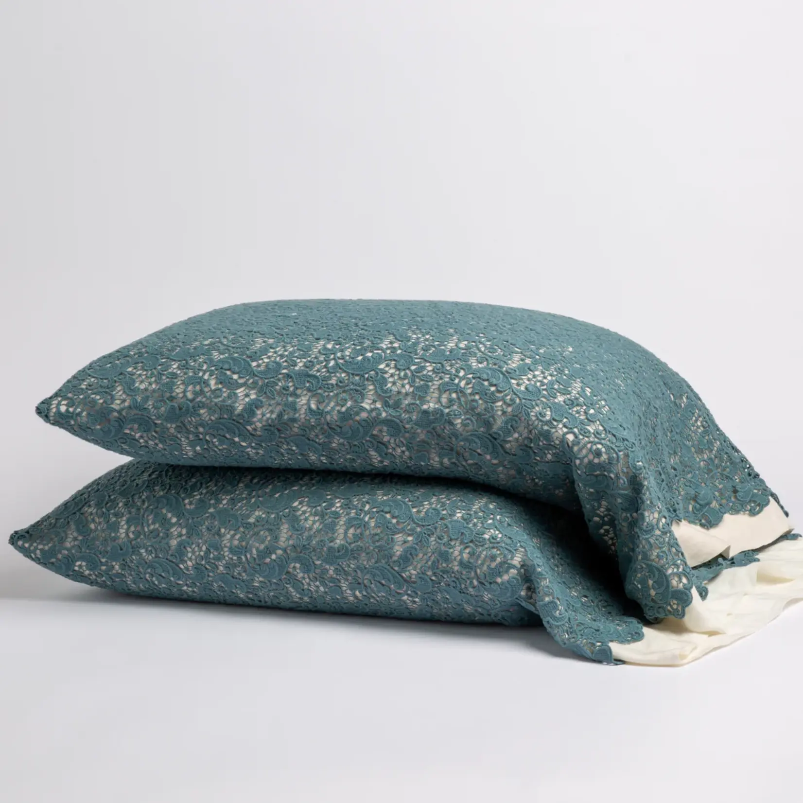 Bella Notte Allora Lace Pillowcase (Single)