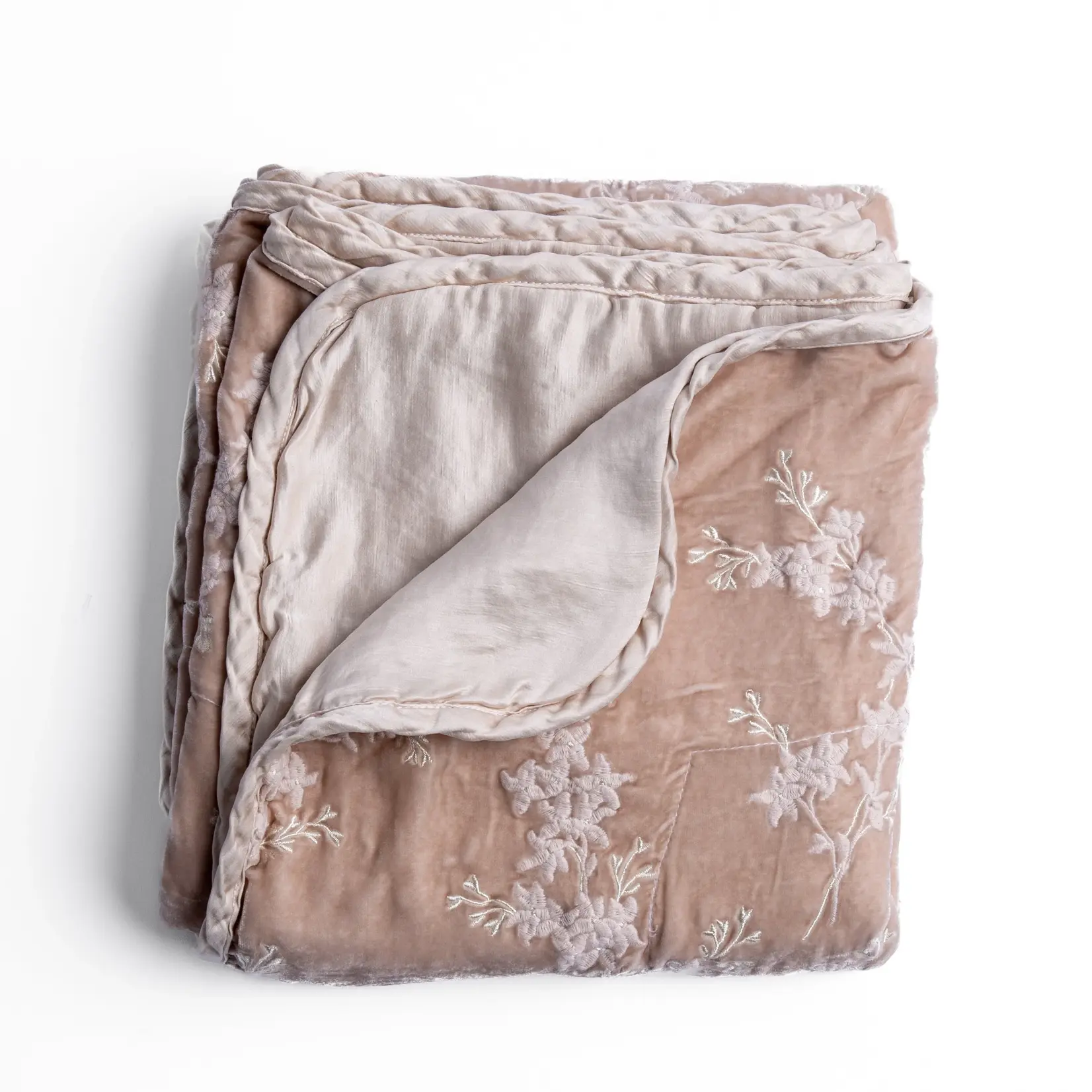 Bella Notte Lynette Throw Blanket
