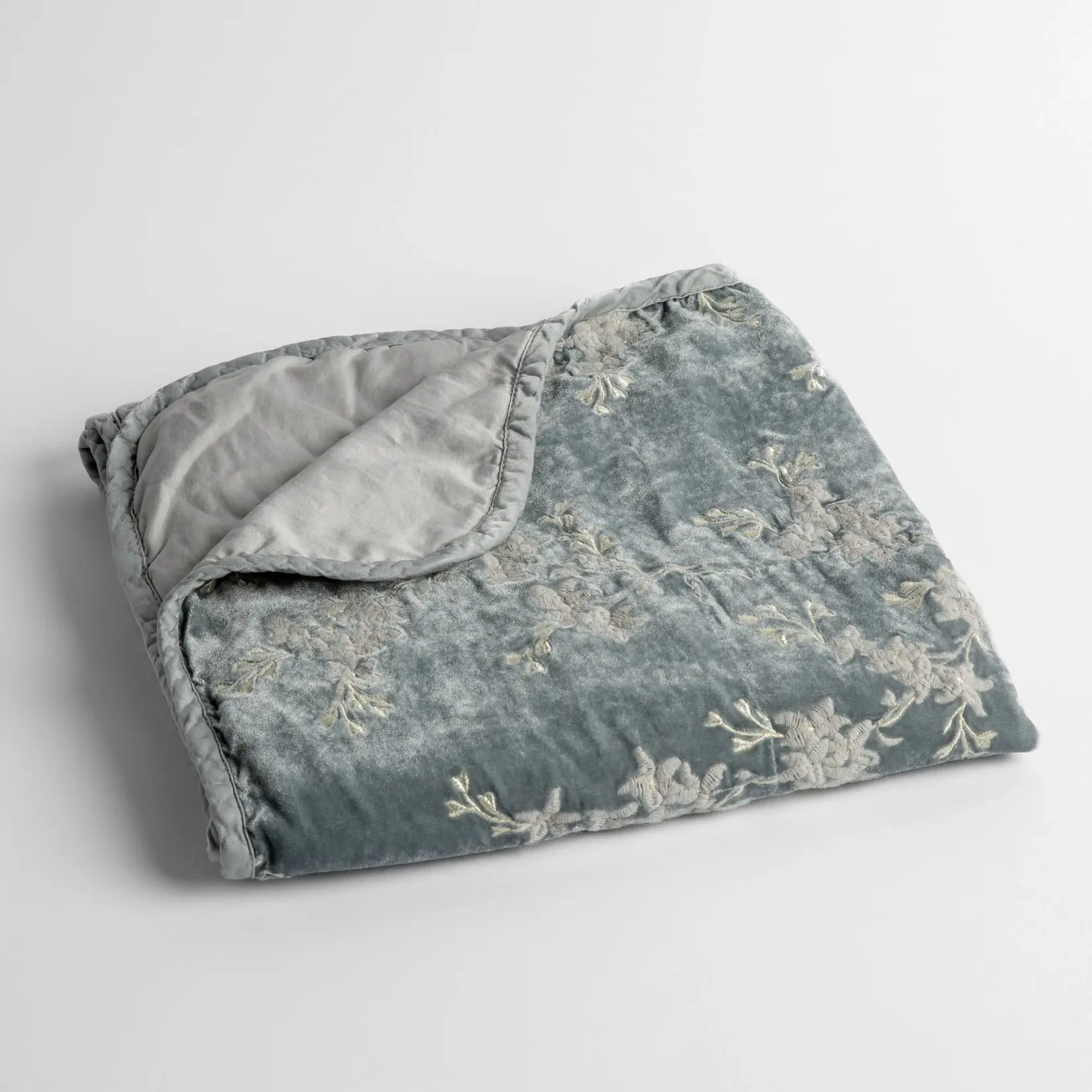 Bella Notte Lynette Baby Blanket