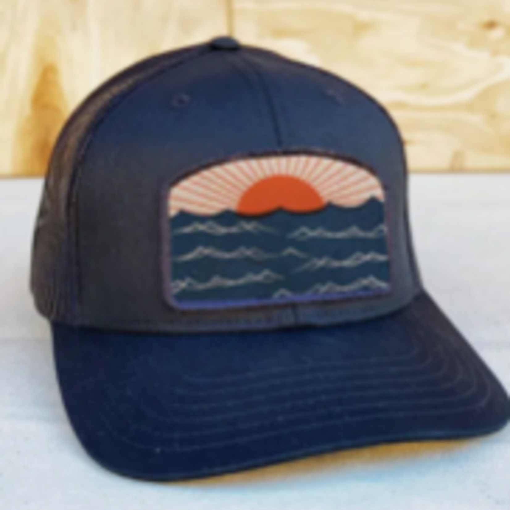 backerton Sunwaves - Archie Trucker Hat Black