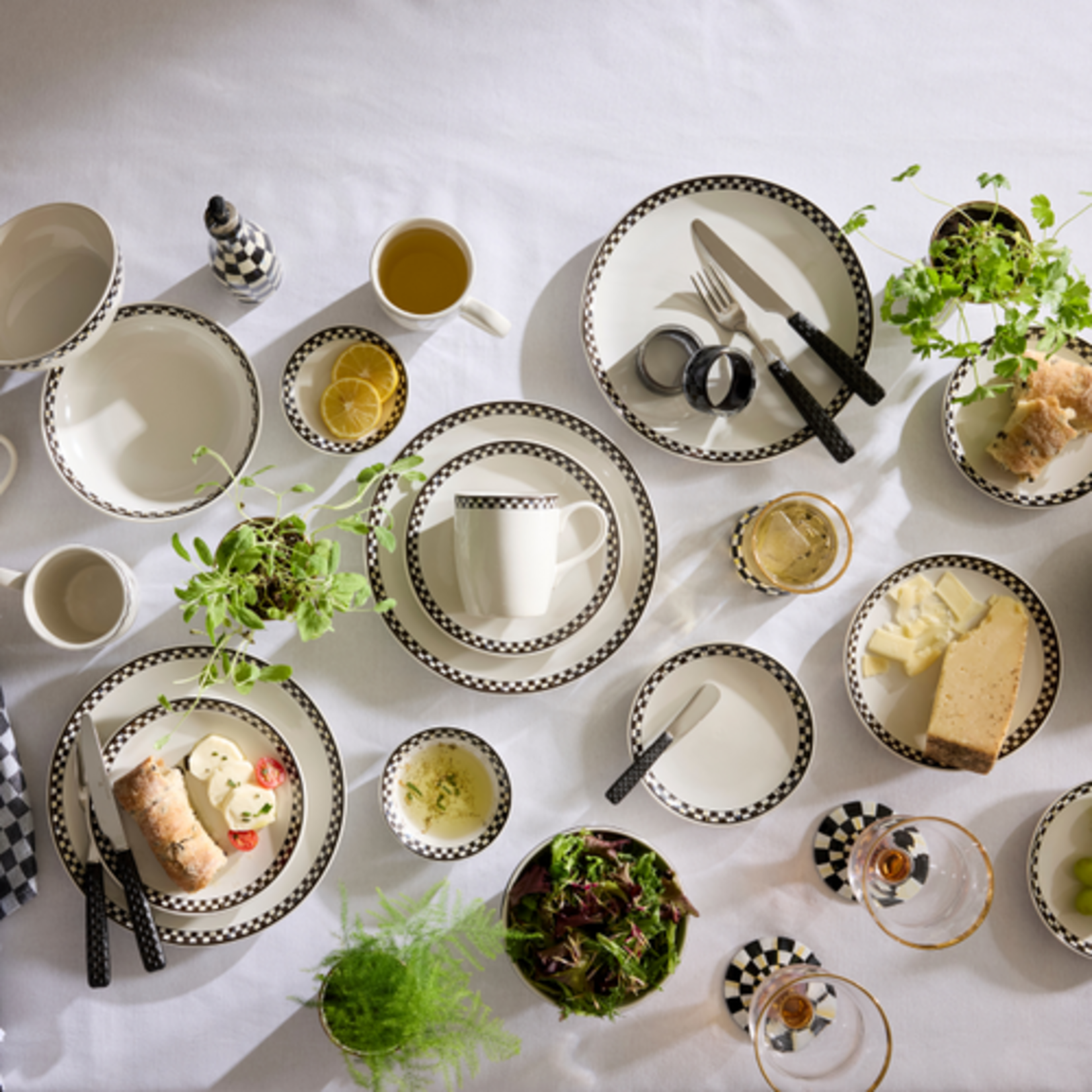 MacKenzie-Childs courtly check everyday dinner plates, set of 4